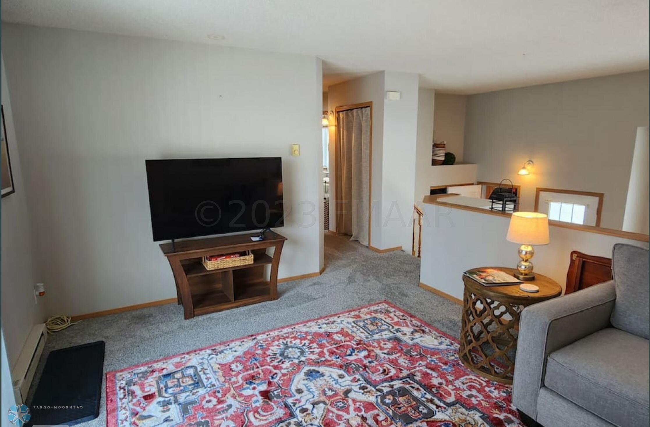 2Updated home - great yard in Moorhead.j