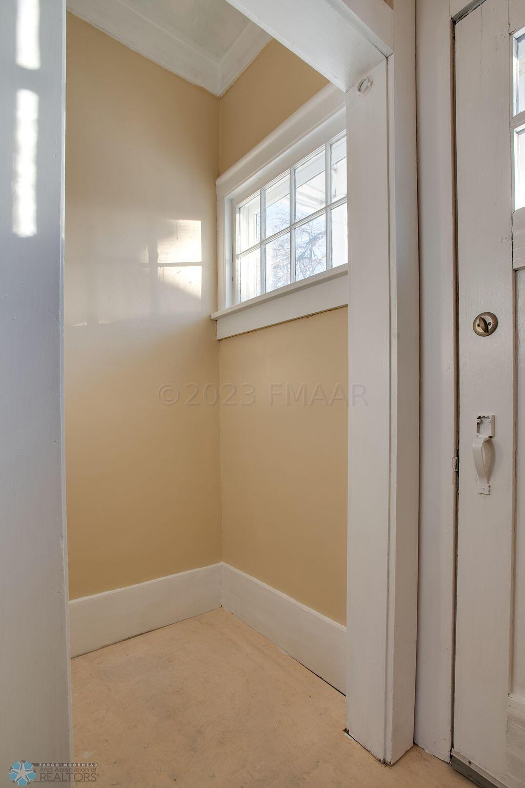 1109_7th_Ave_S-13
