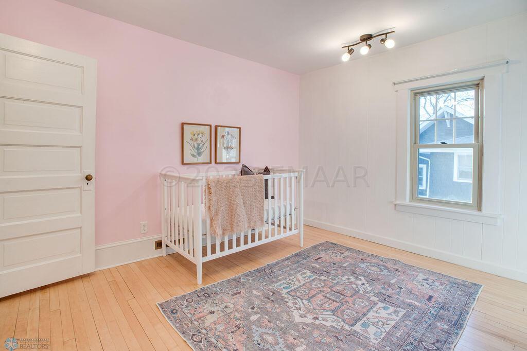 1109_7th_Ave_S-51