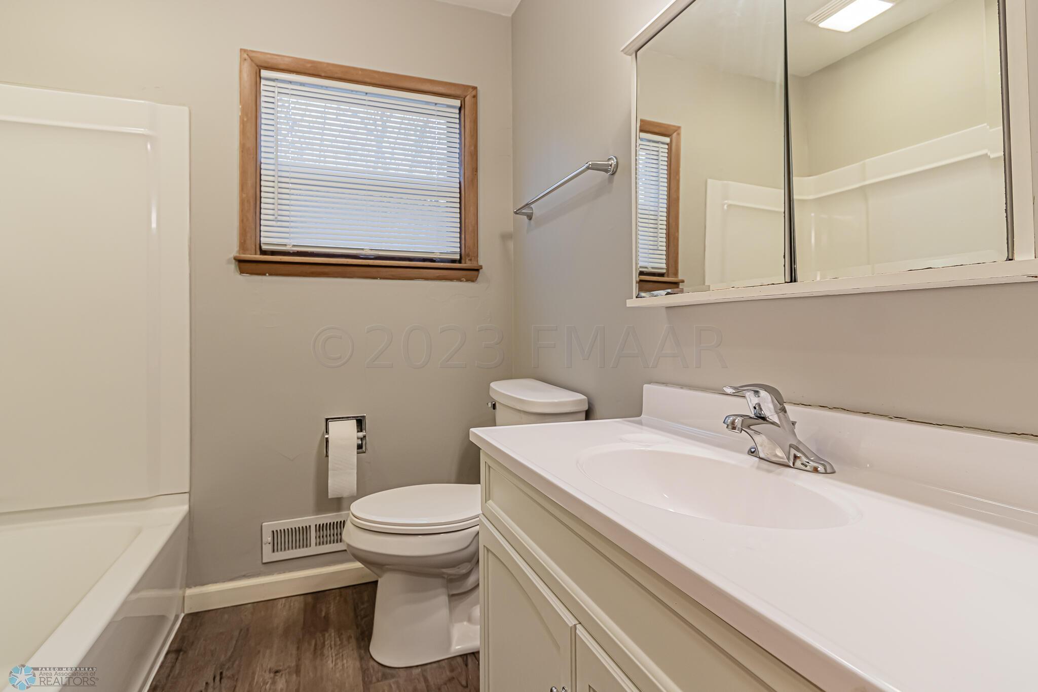 1509 9TH Avenue S, Moorhead, MN 56560-07