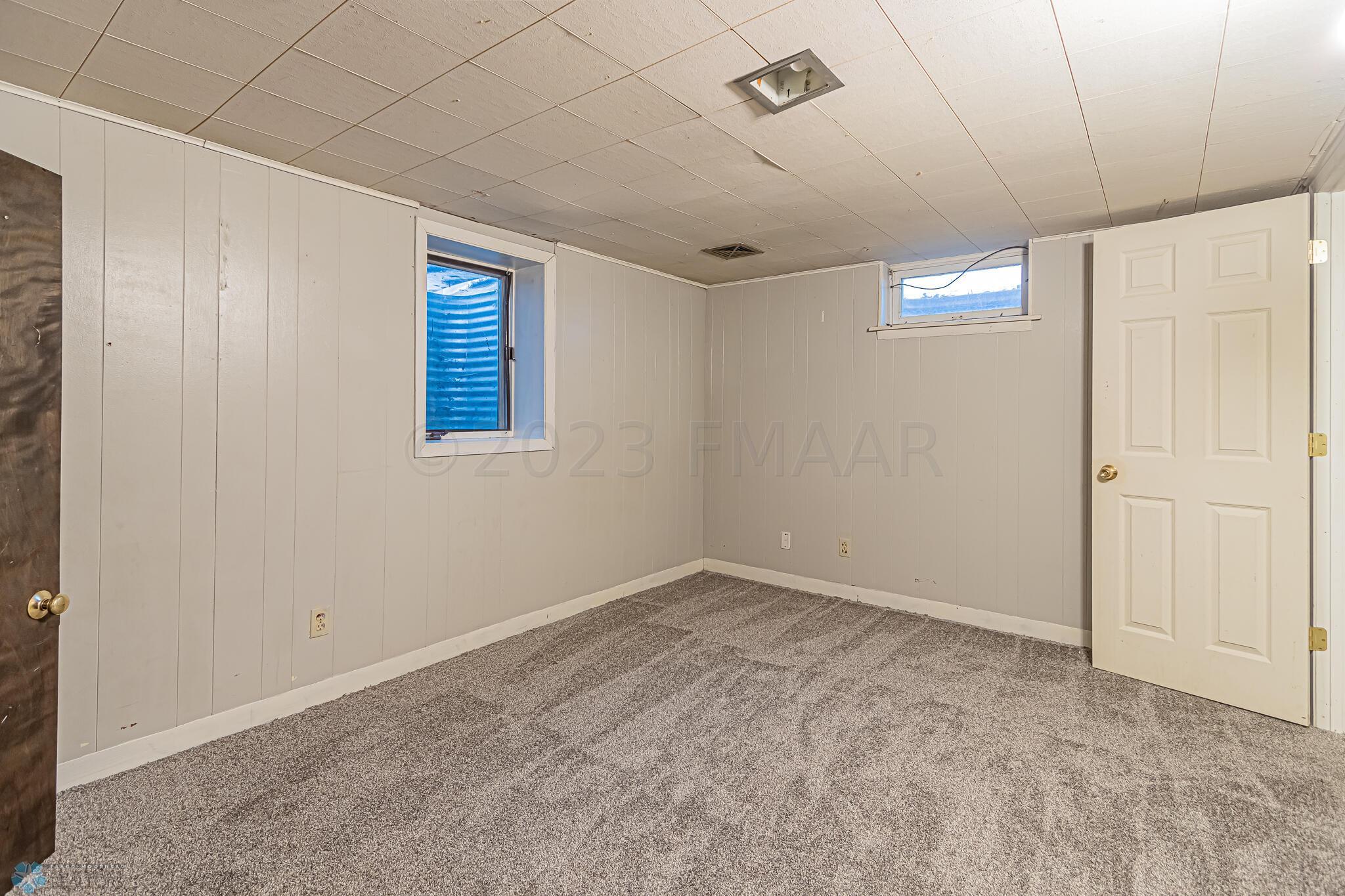 1509 9TH Avenue S, Moorhead, MN 56560-20
