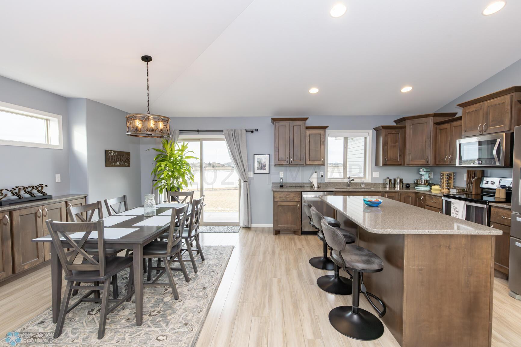 Kitchen/Dining