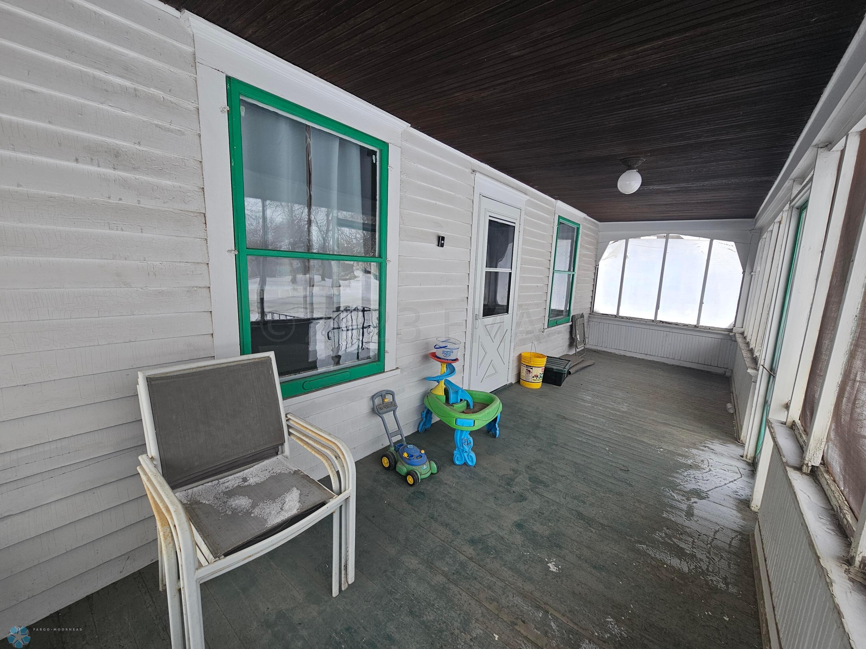 Interior Porch (4)