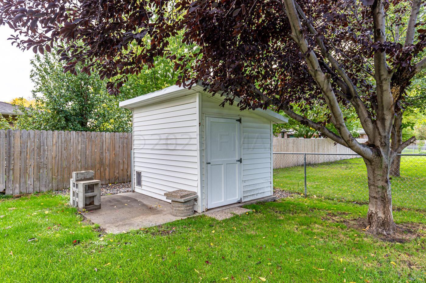 Shed
