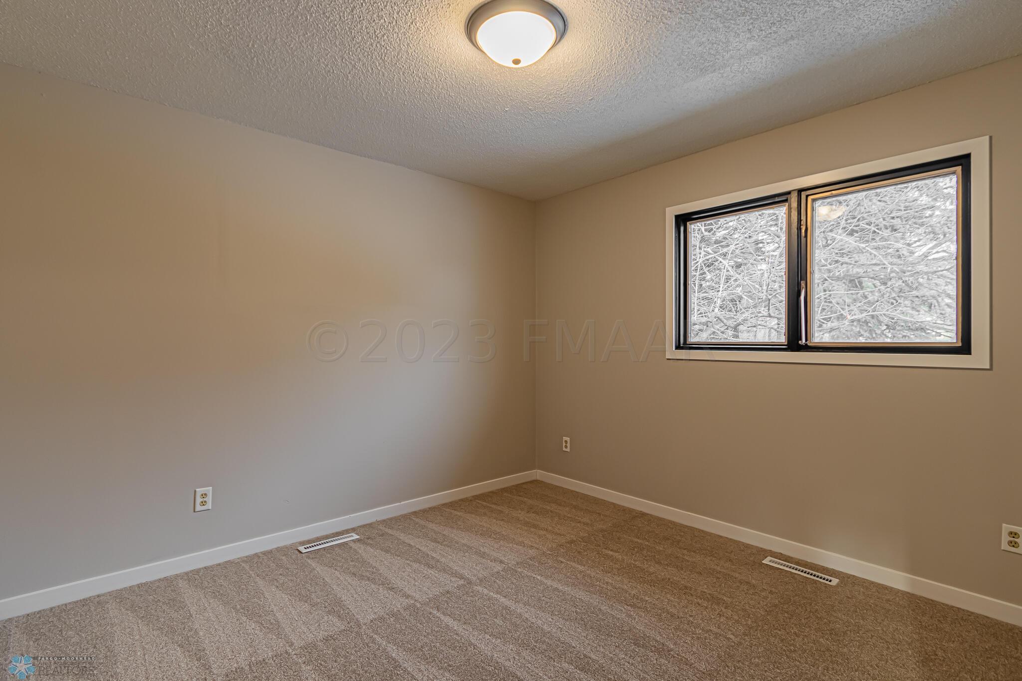 1032 Joseph St, Hawley, MN-14