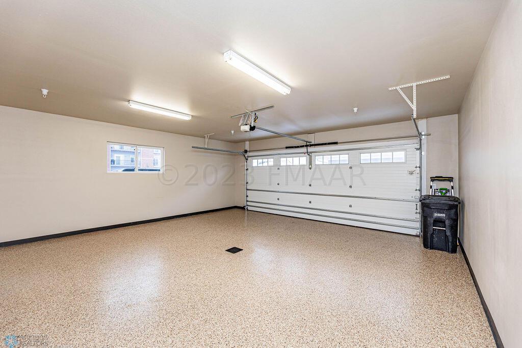 Heated Garage W/ Epoxy Floors