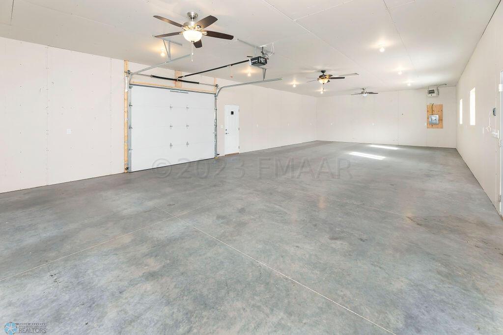 Garage Shop