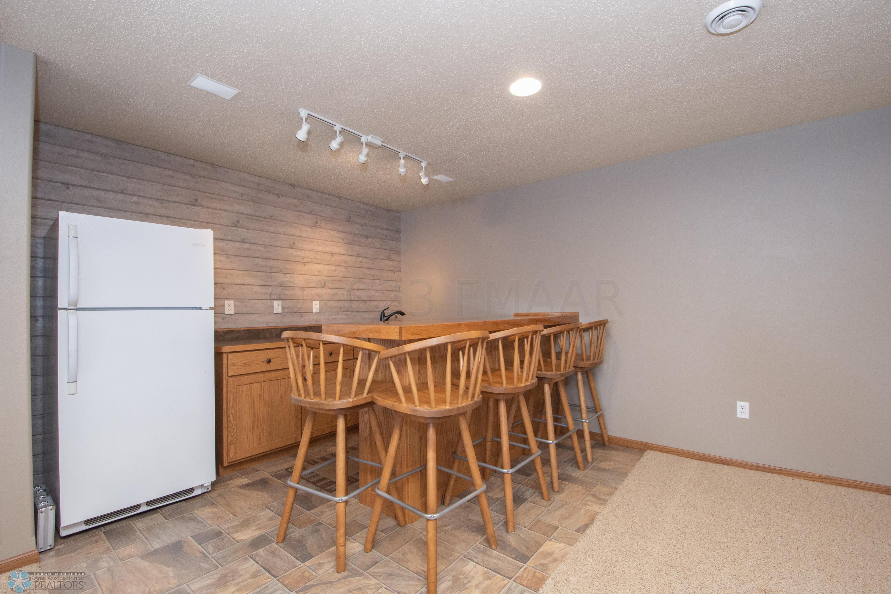 Family Room Wet Bar