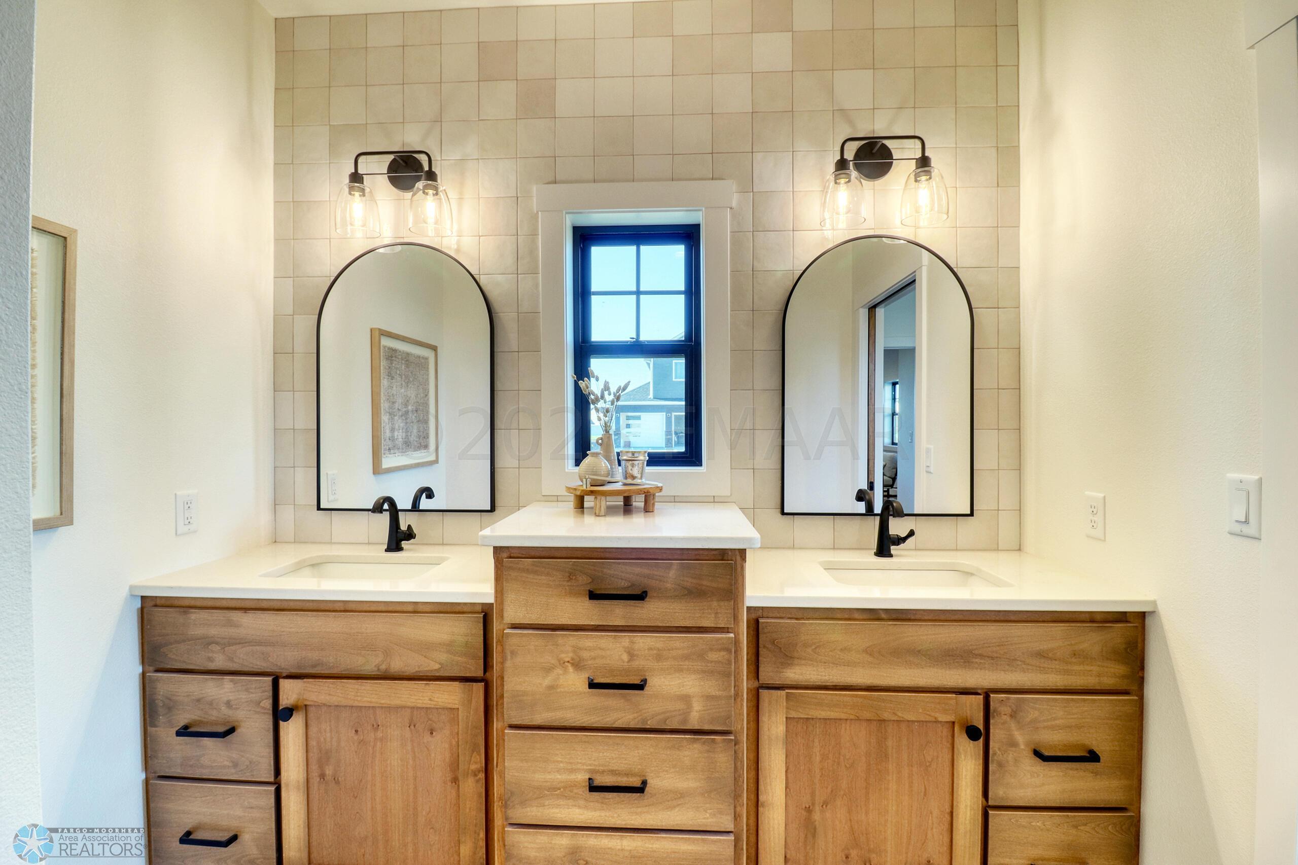 Primary Bathroom1_1