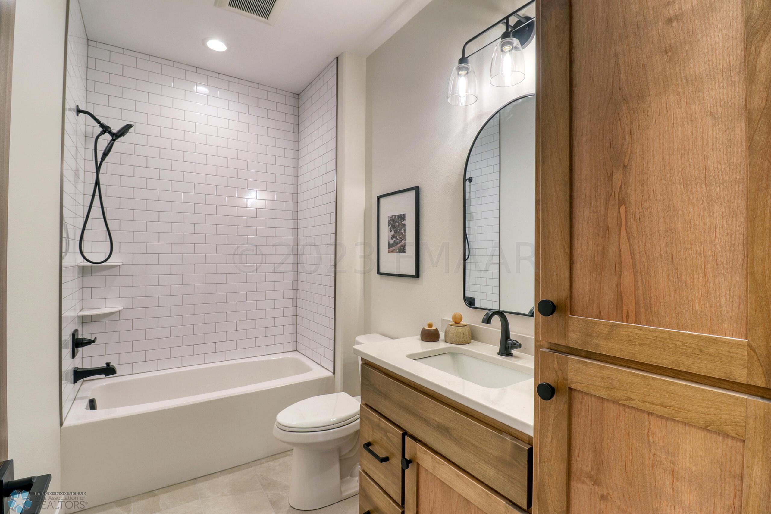 Bathroom1_1