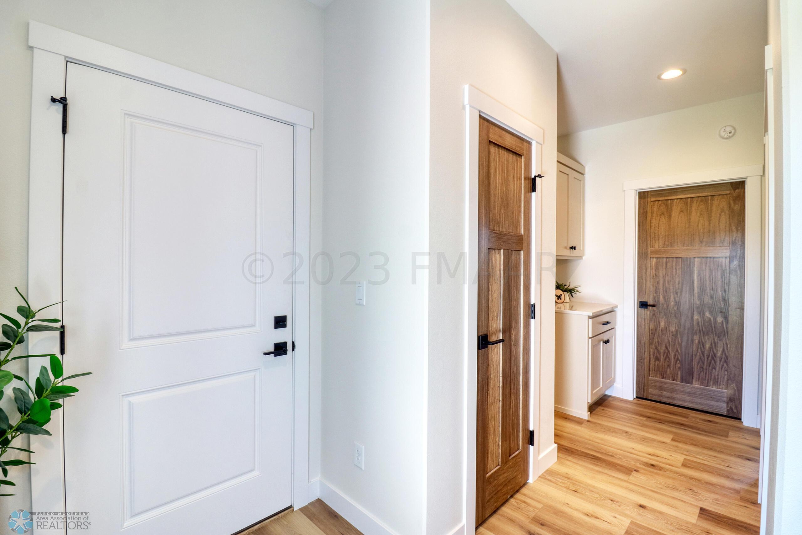 Laundry_mudroom1_1