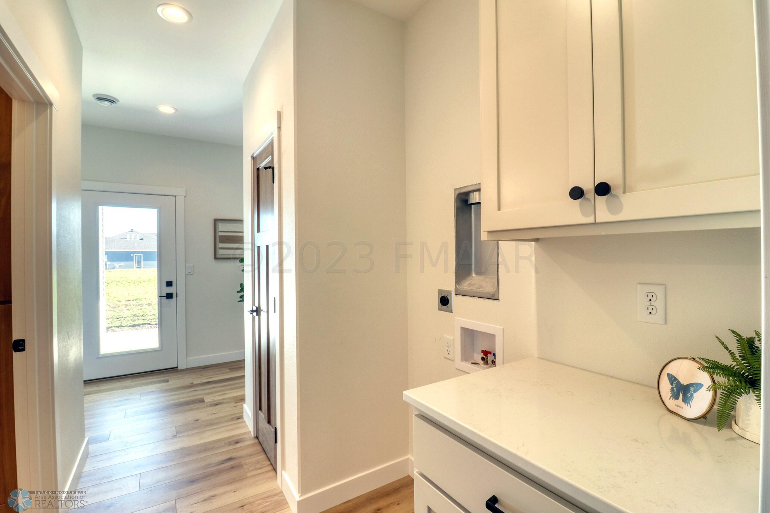 Laundry_mudroom1_2