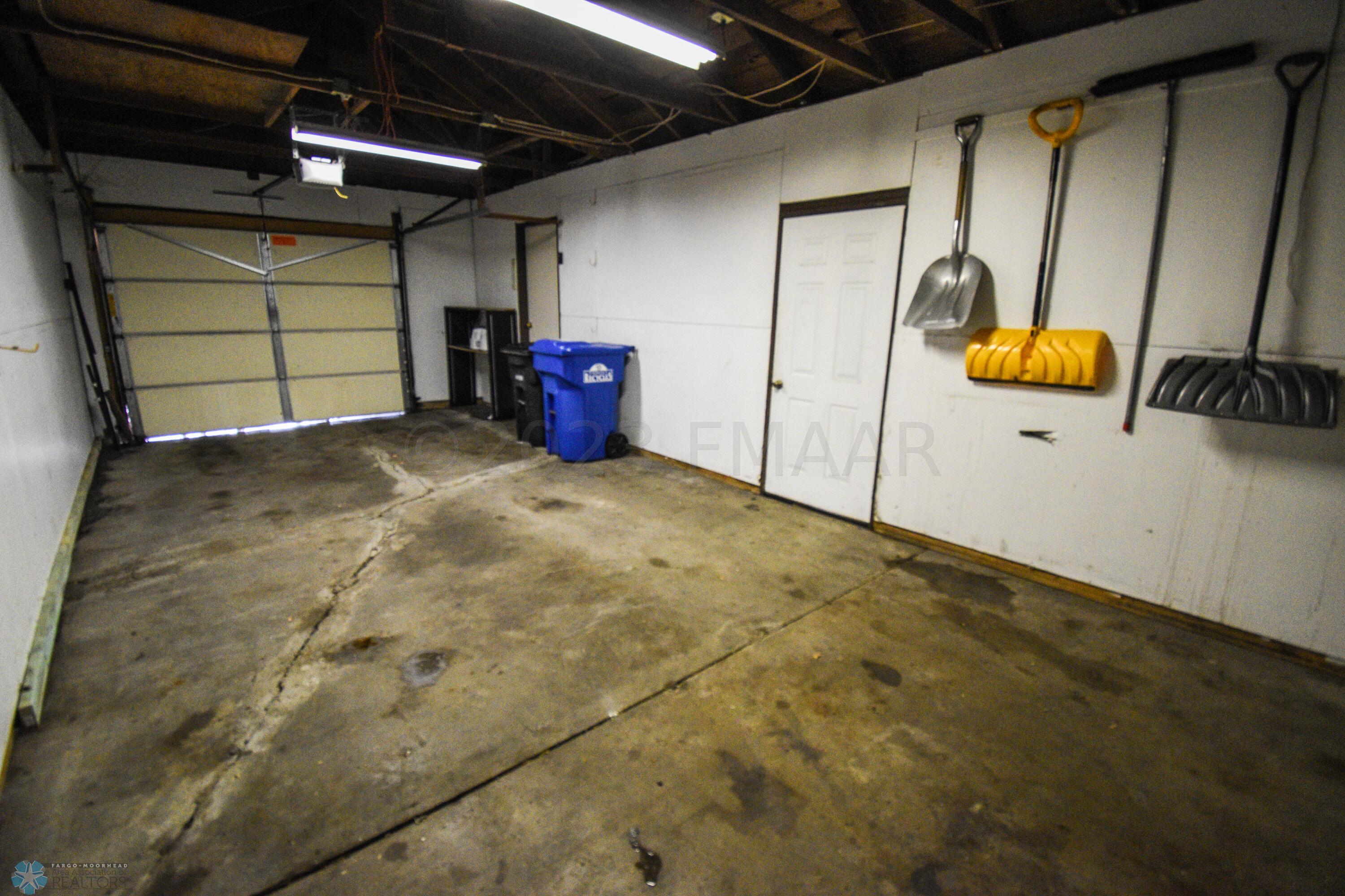 garage