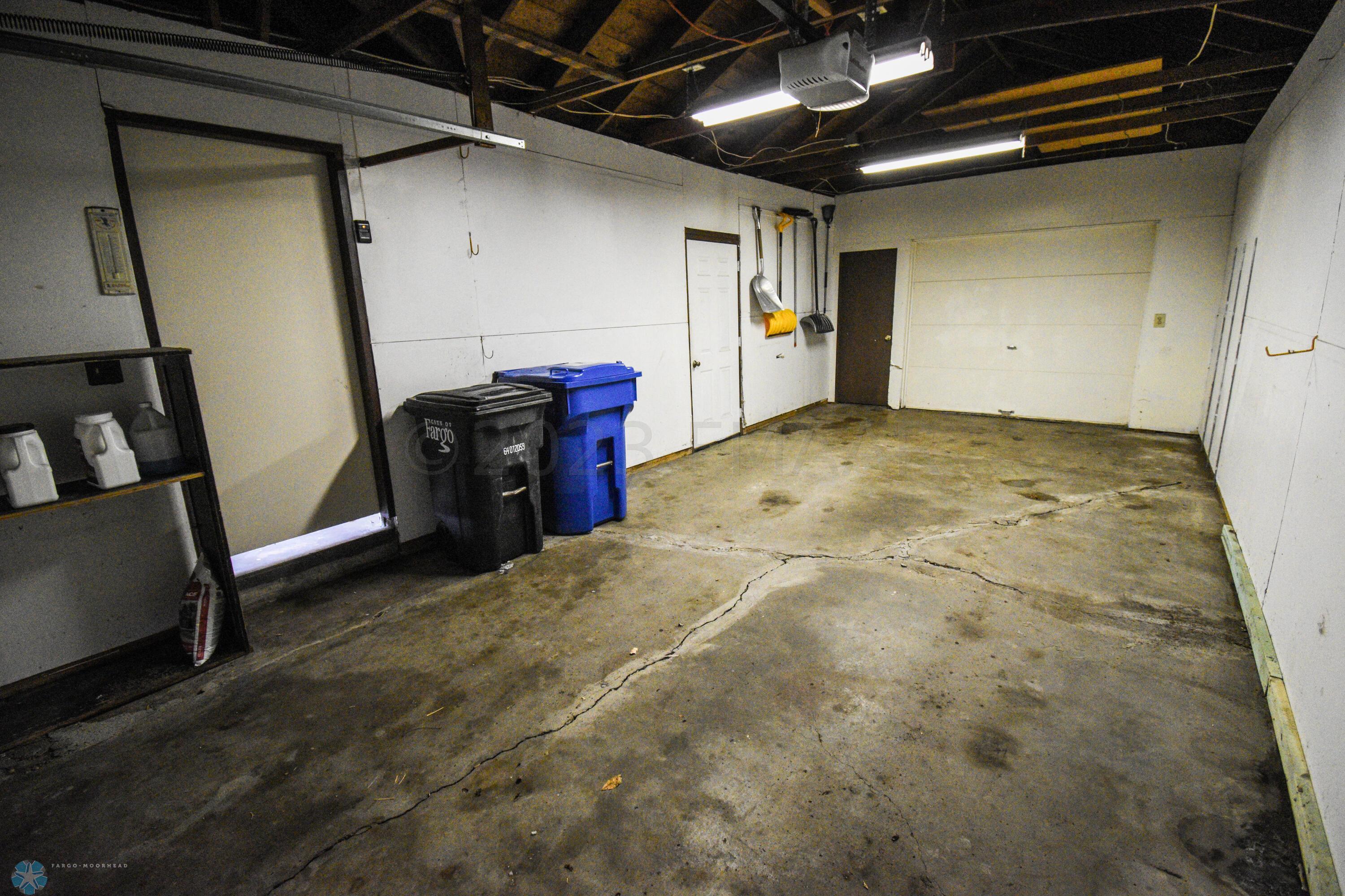 garage