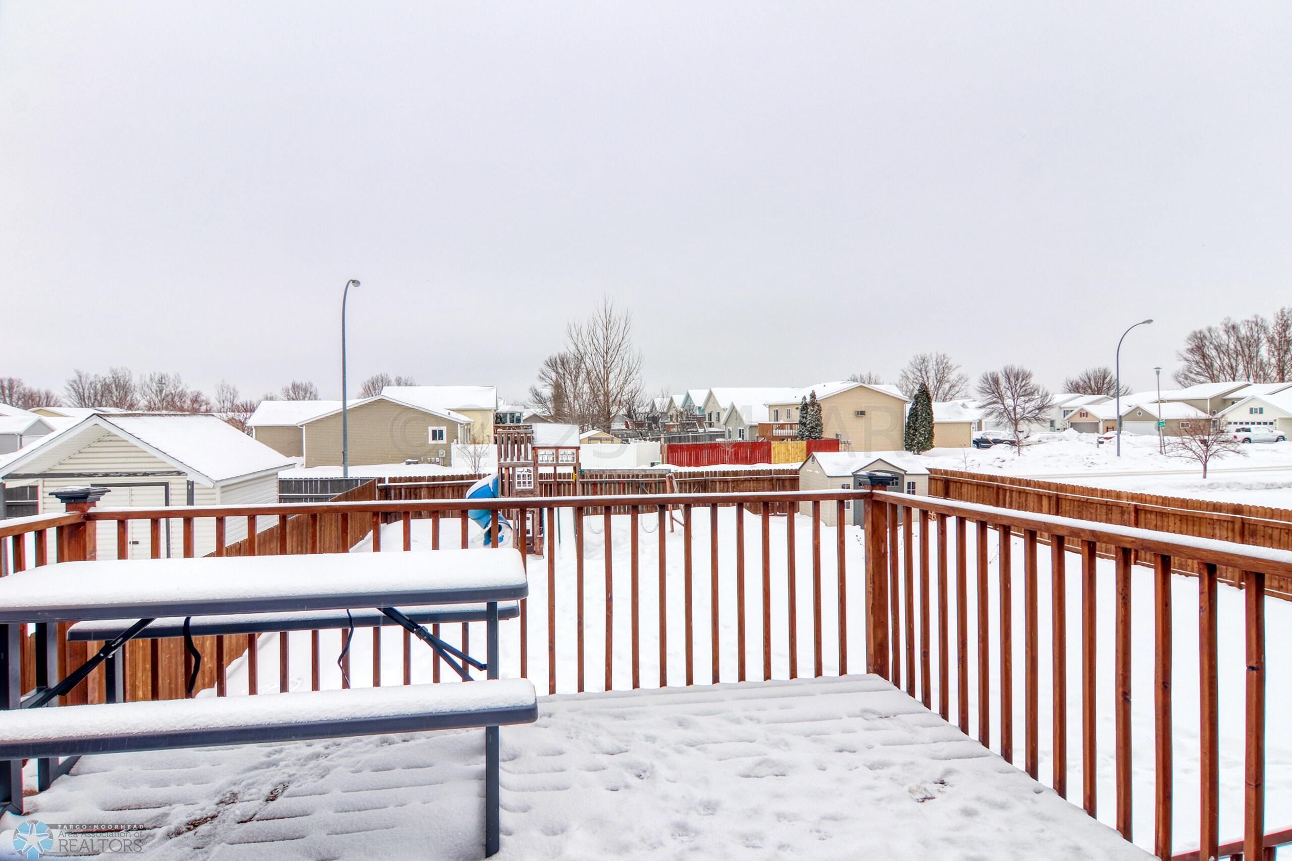 BackyardDeck1_1