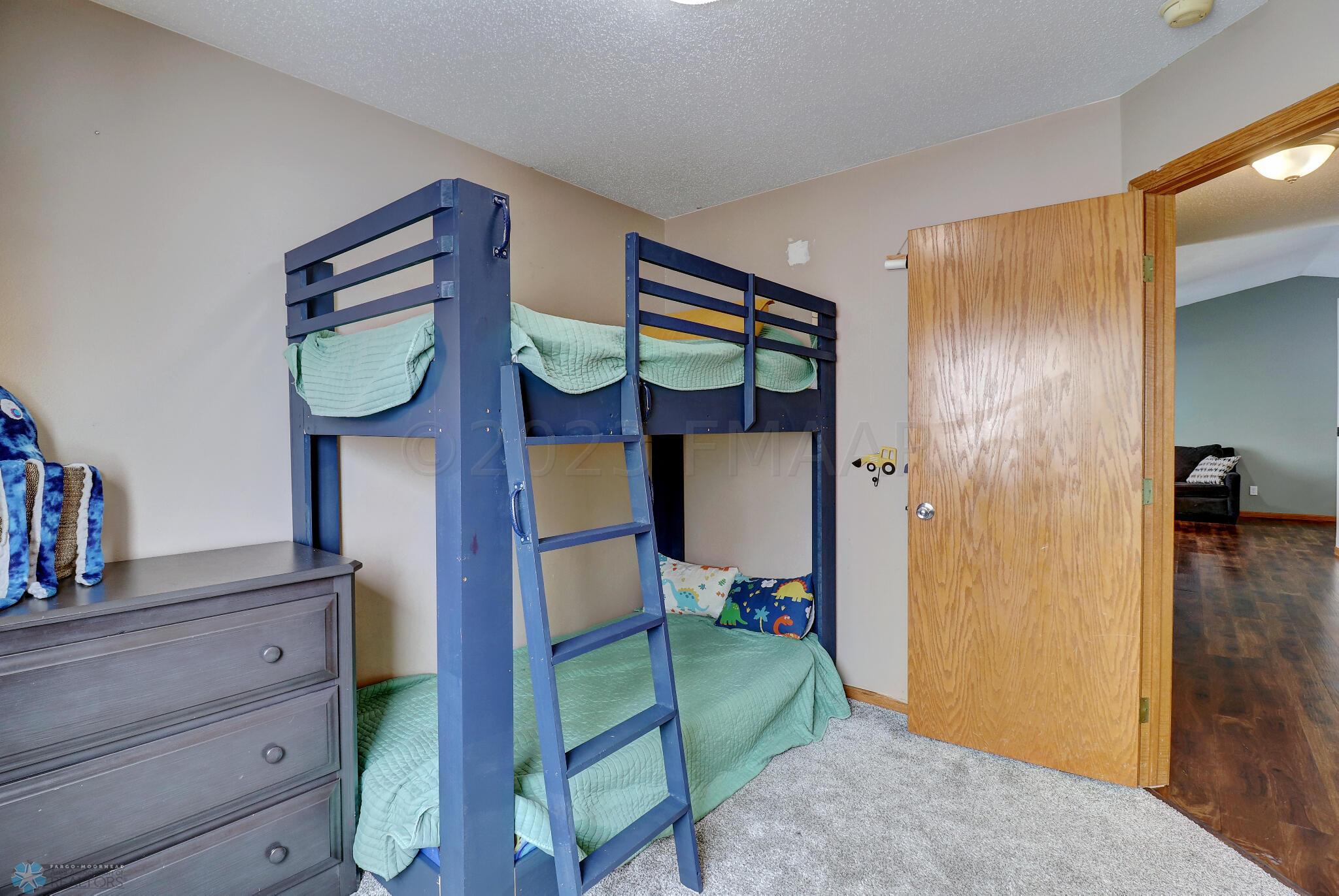 Bedroom1_2