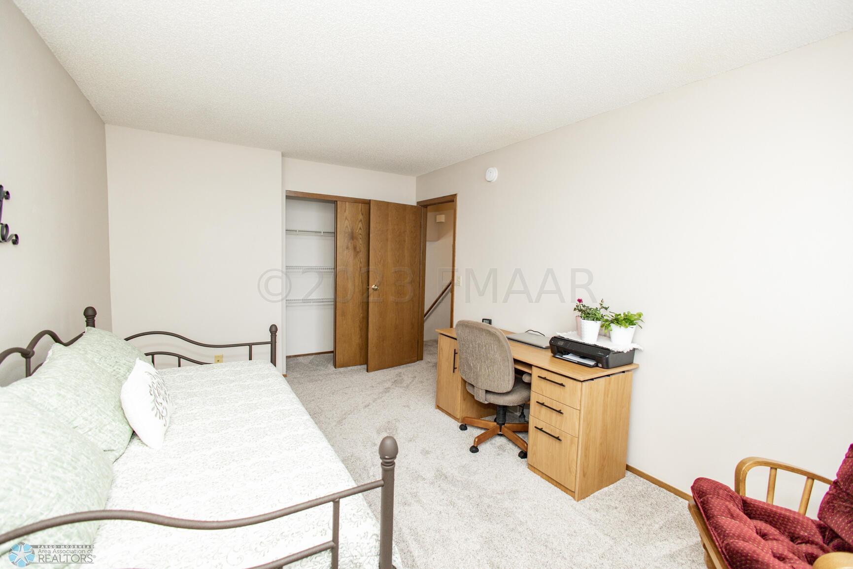 2nd bedroom- new carpet