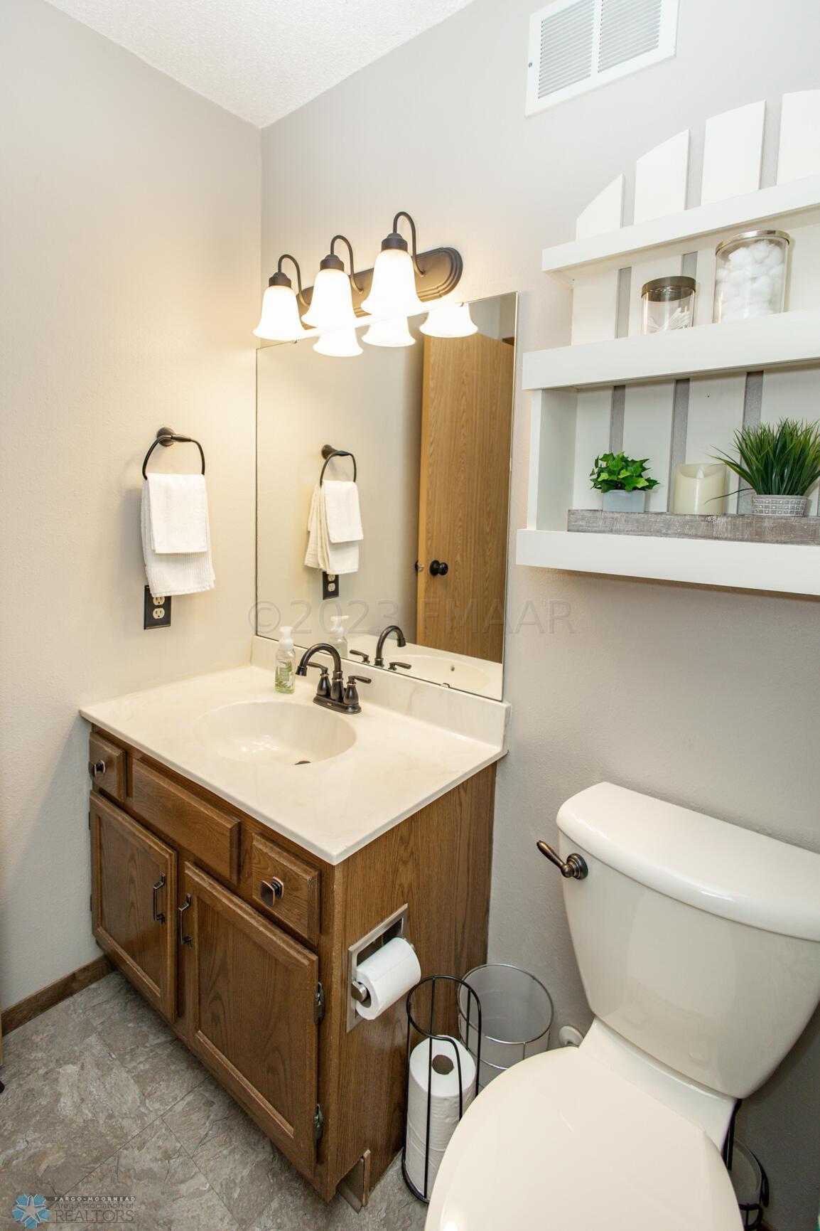 Second full bath - lower