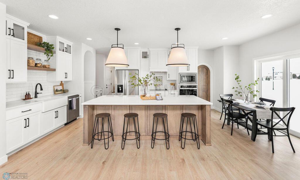 Gourmet Kitchen + Breakfast Nook