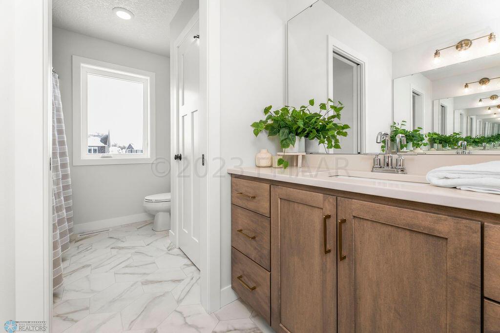 Full bath