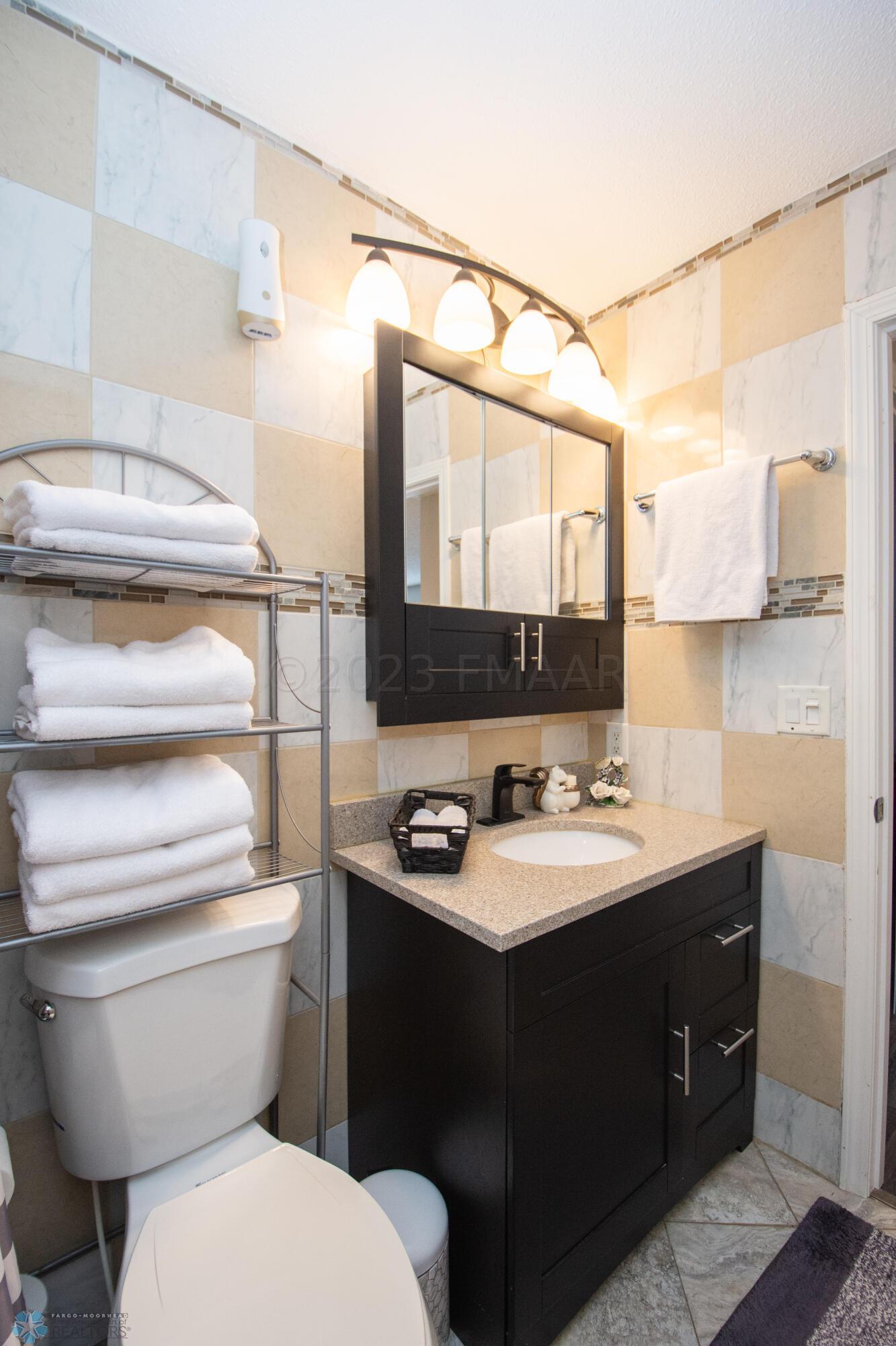 Full Bathroom
