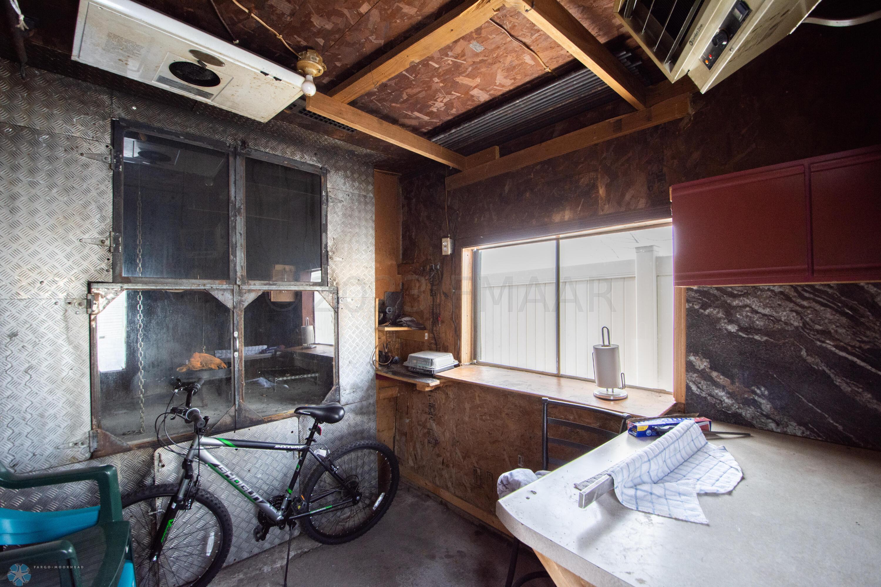 Smoke House