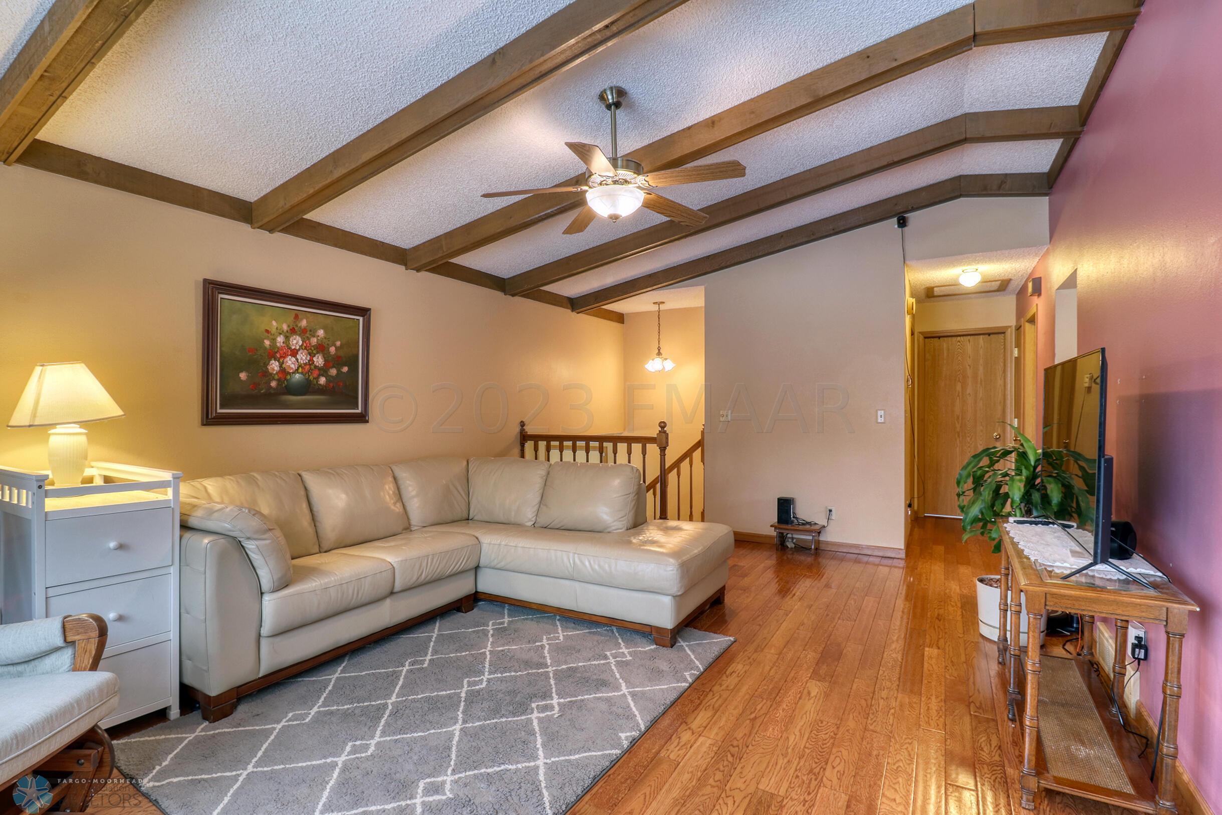 Living Area1_1