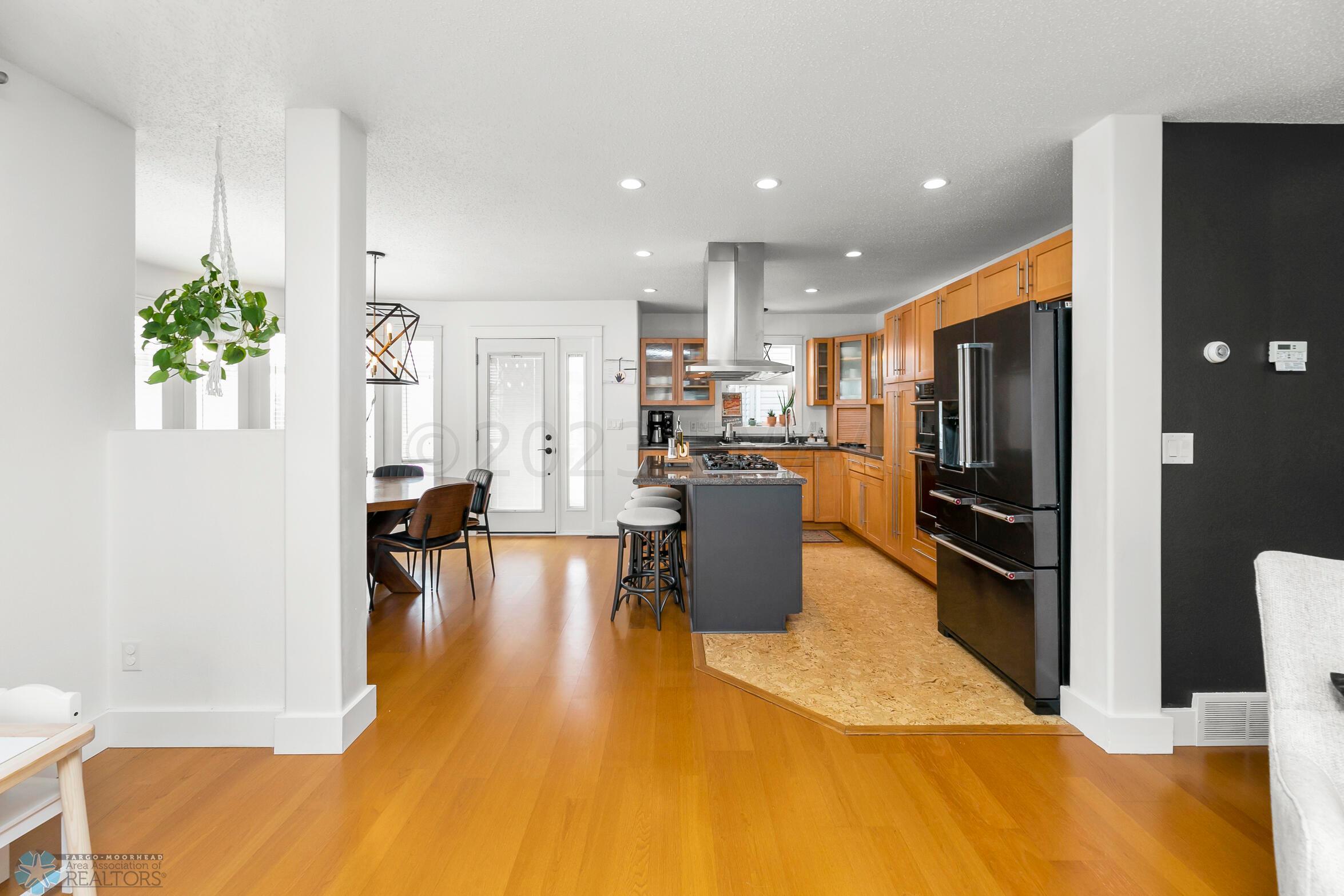 Kitchen/Dining