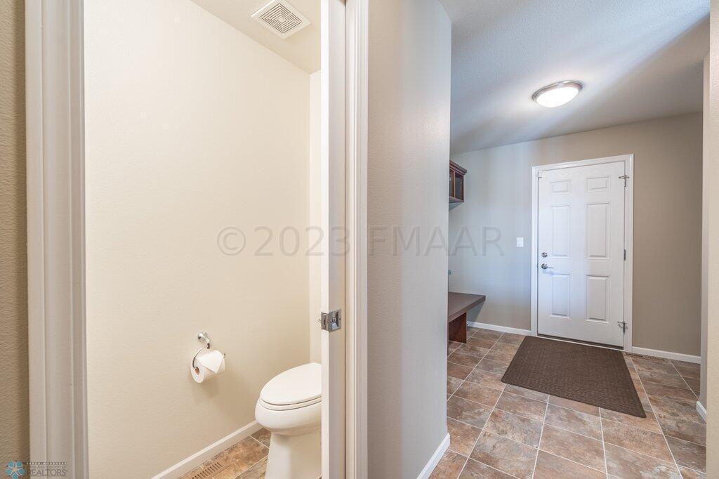 3594-33.jpg-SMALL