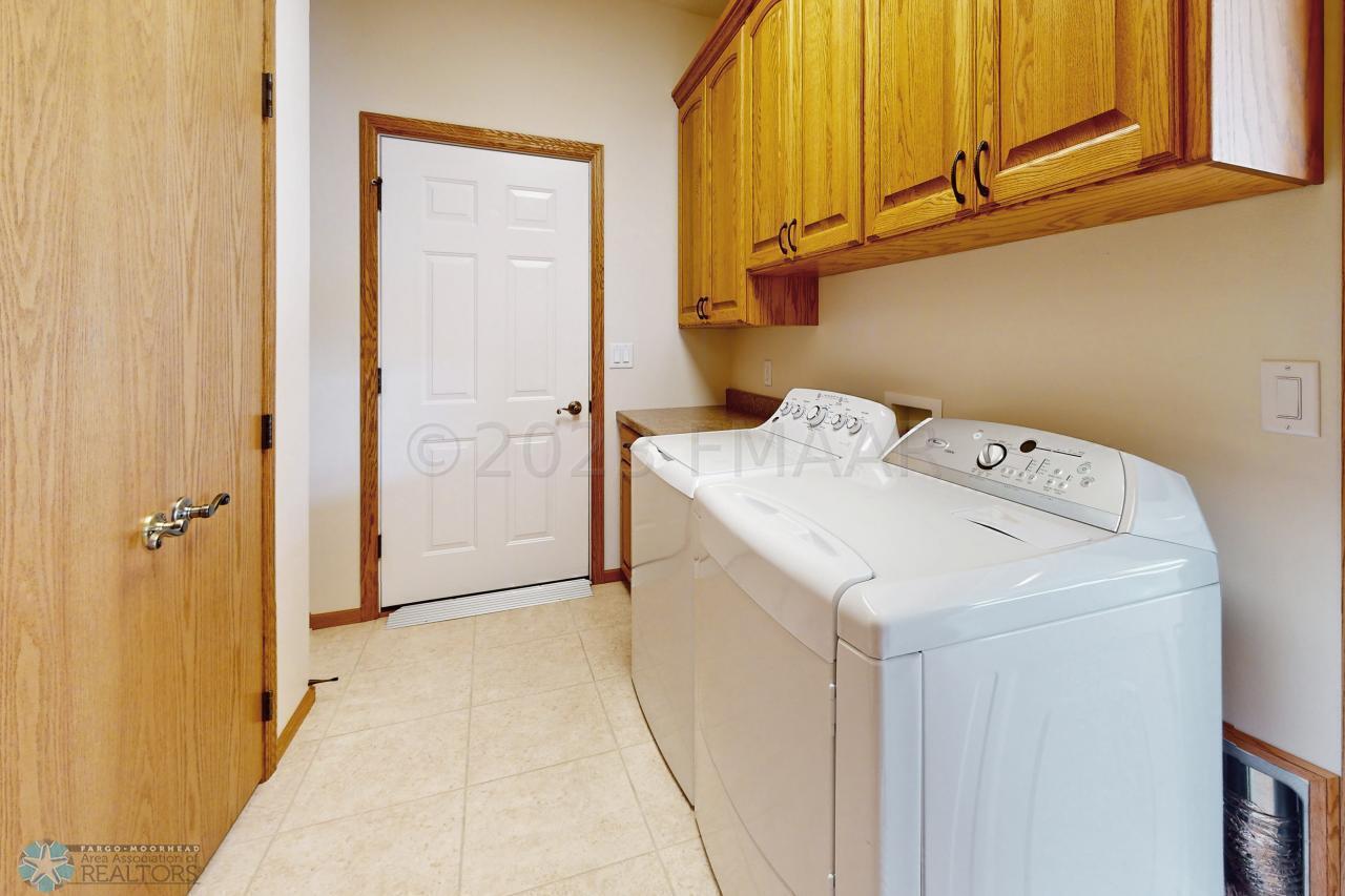 Hommati.com-4858_Abby_Way_MN-09-13-2022-
