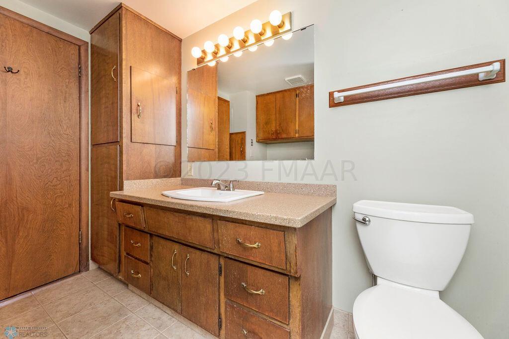 Bathroom 2