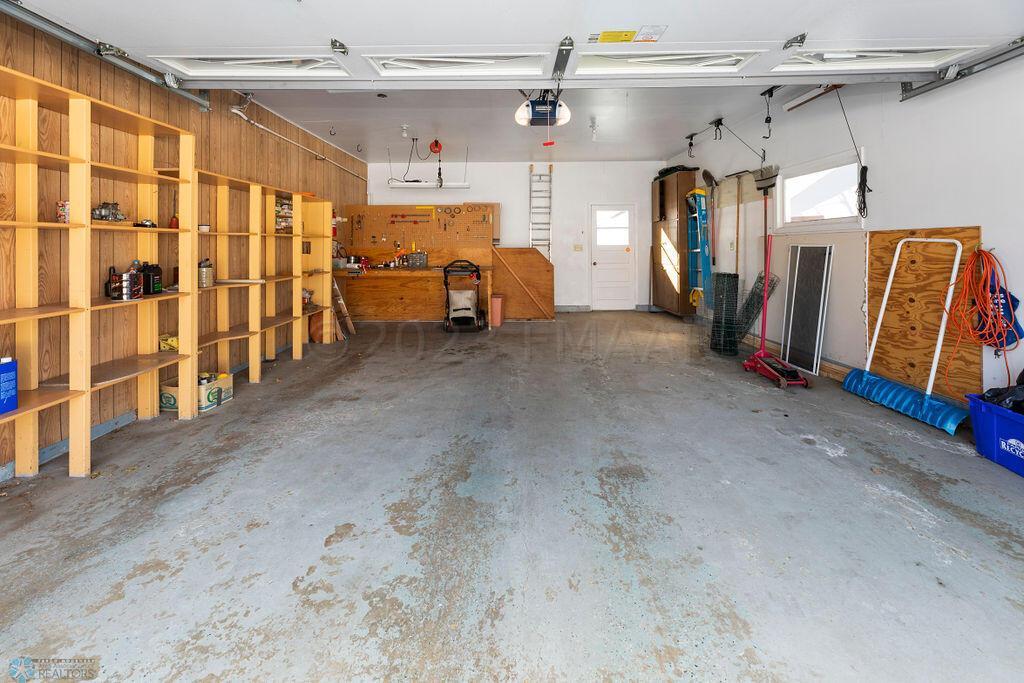 2 Stall Attached Garage