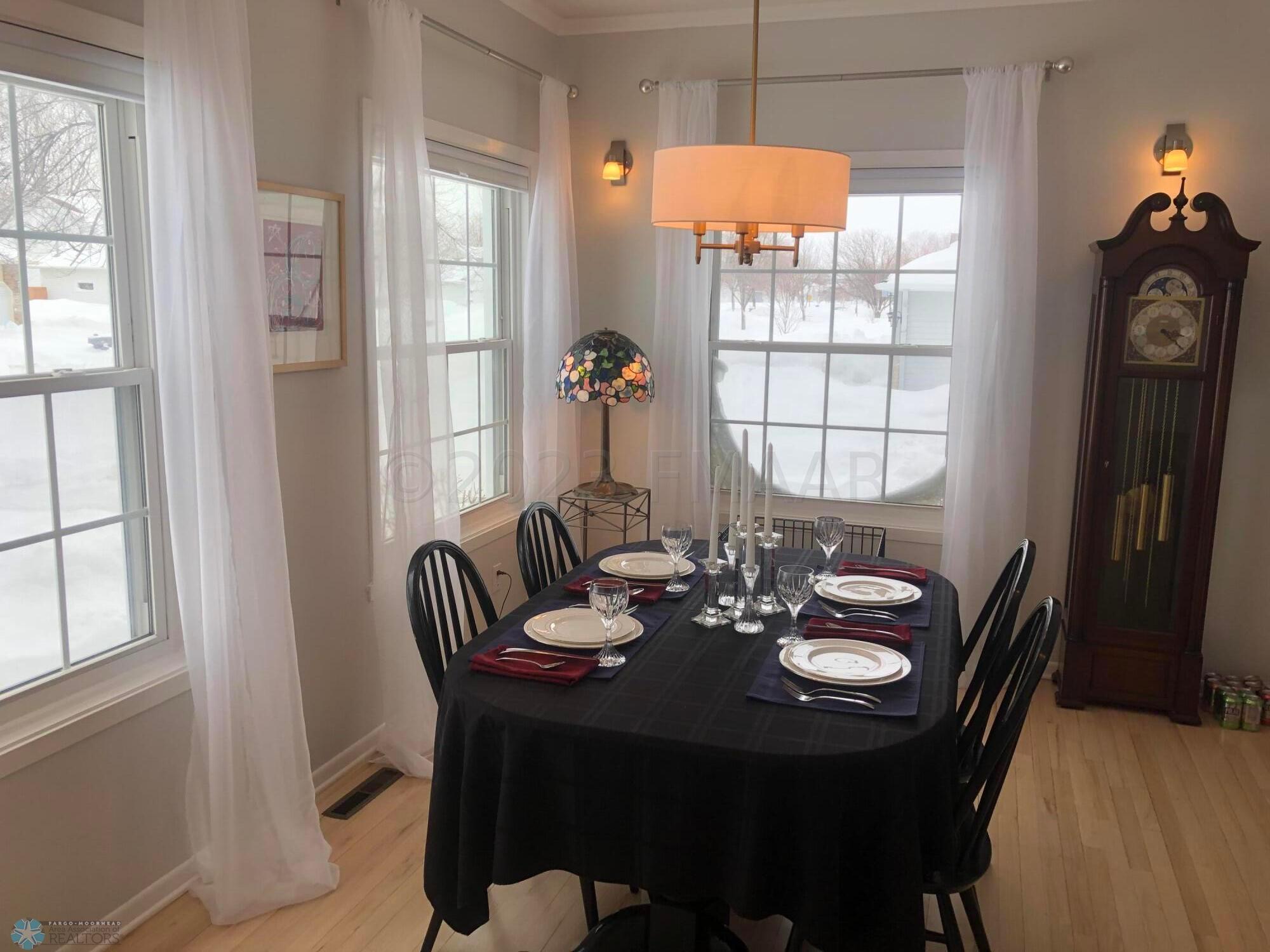 Formal Dining