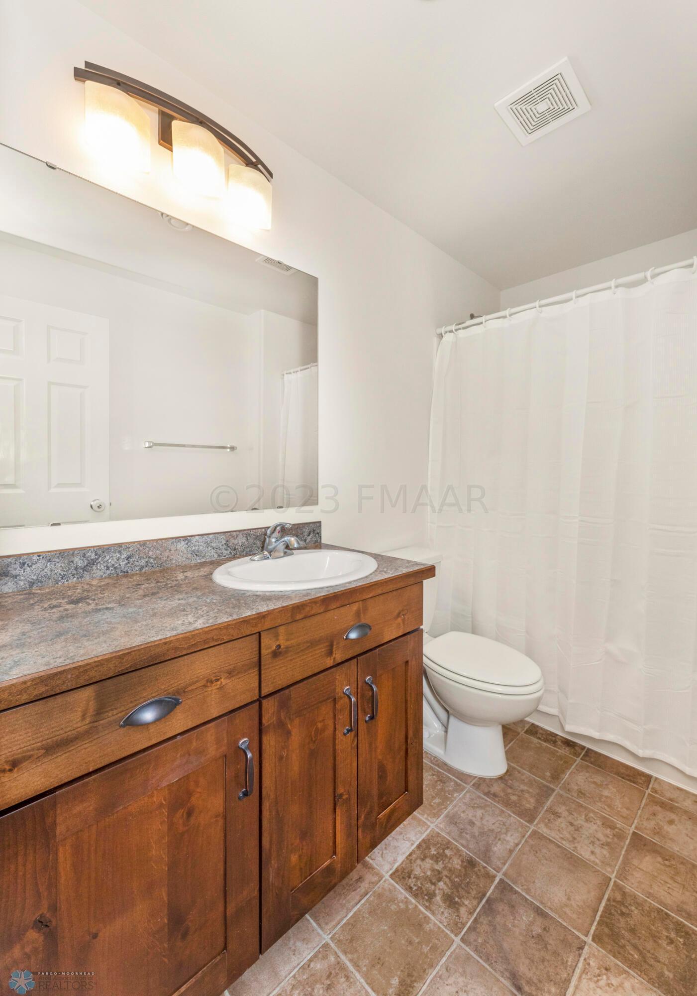 Guest Bath 2