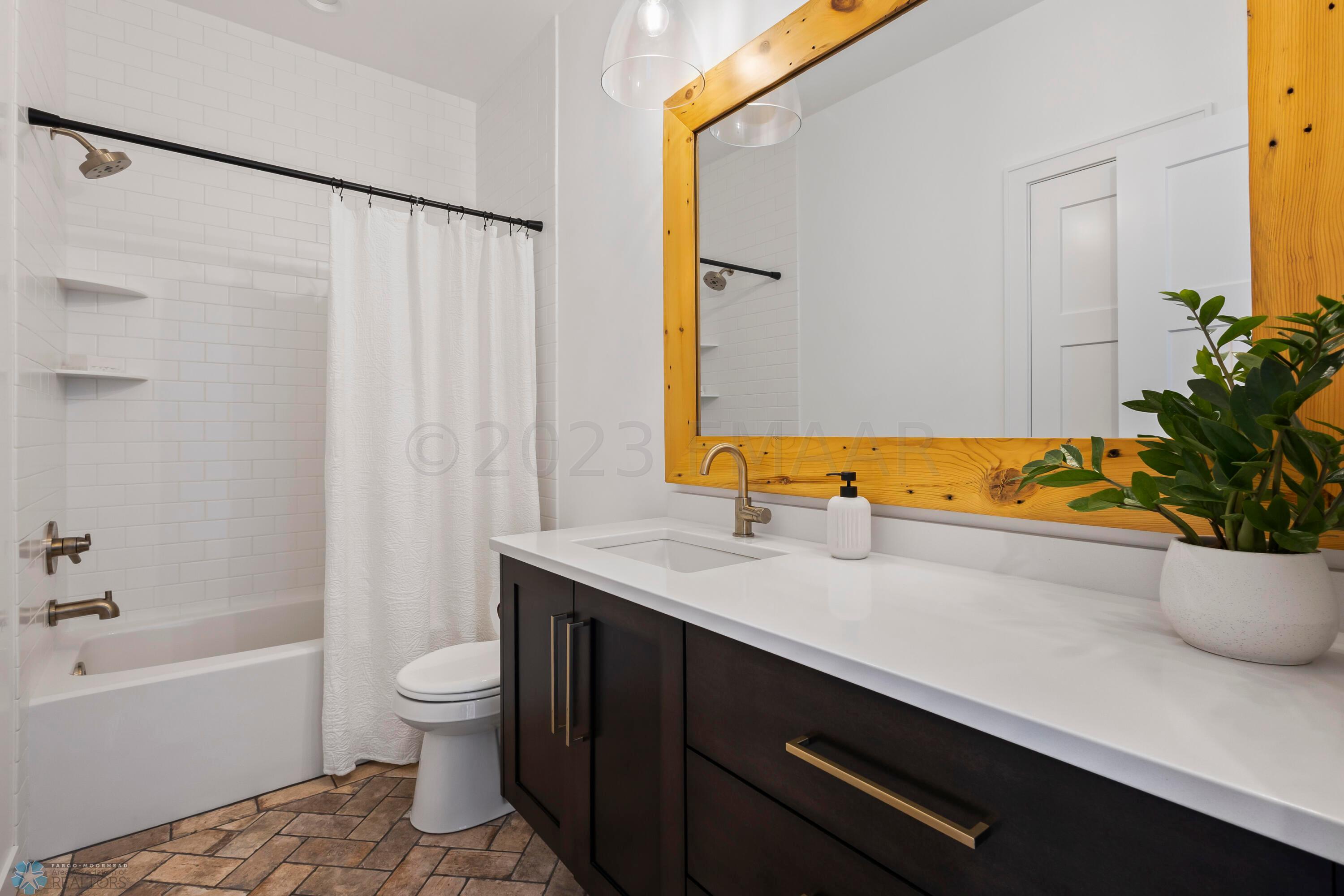 Main floor bath