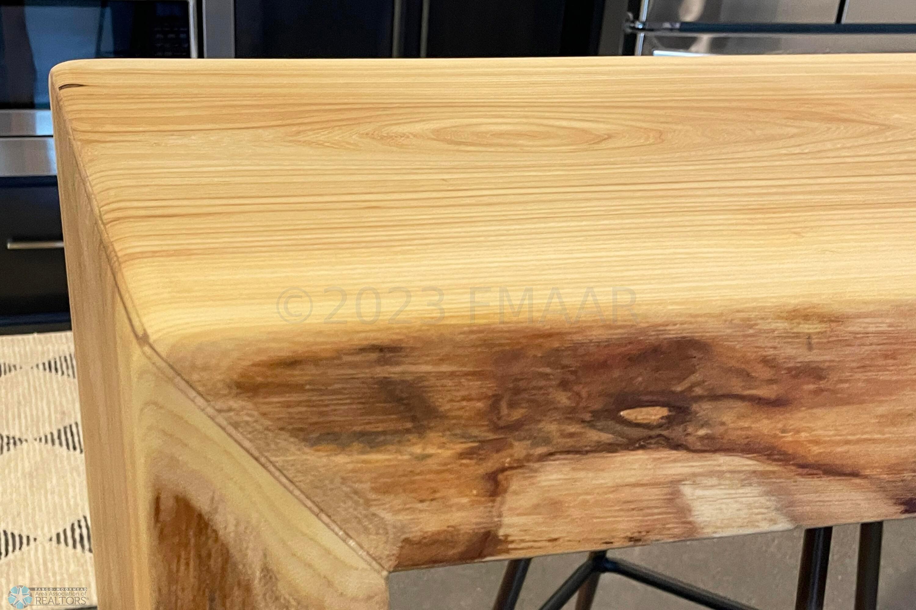 Custom Bar