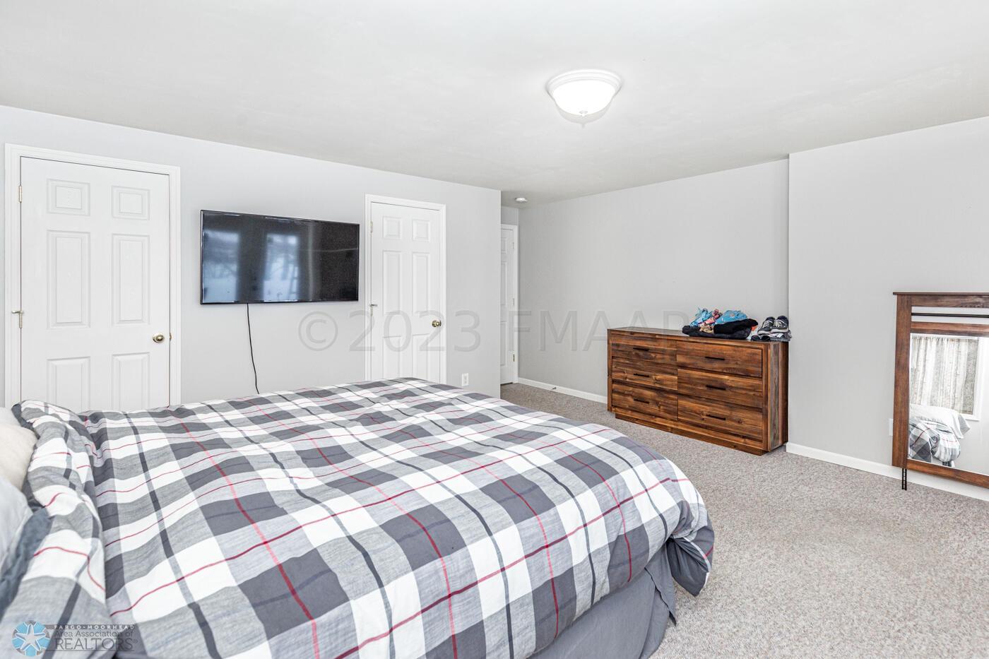 Tint's Room 1b