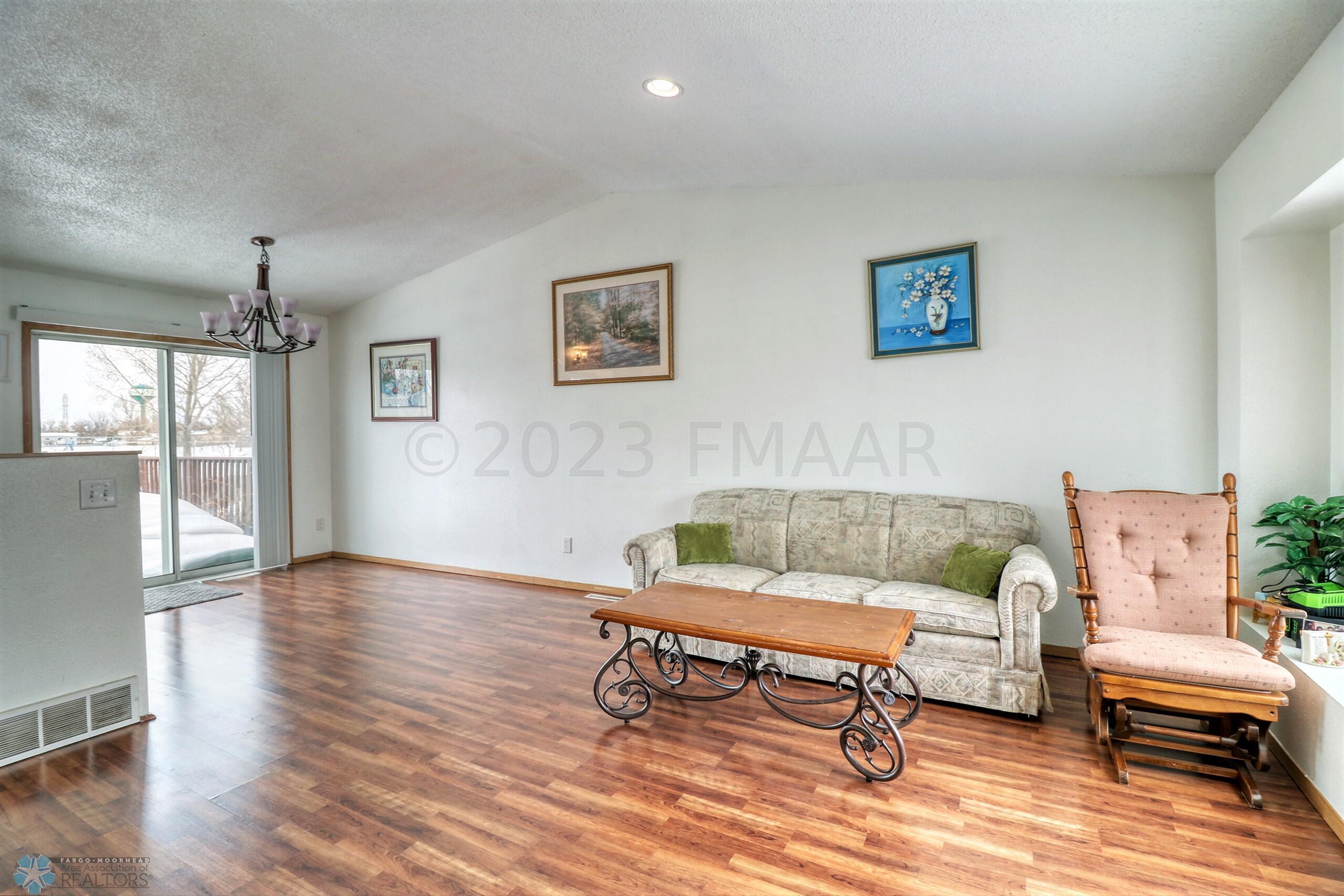 Living Area1_3