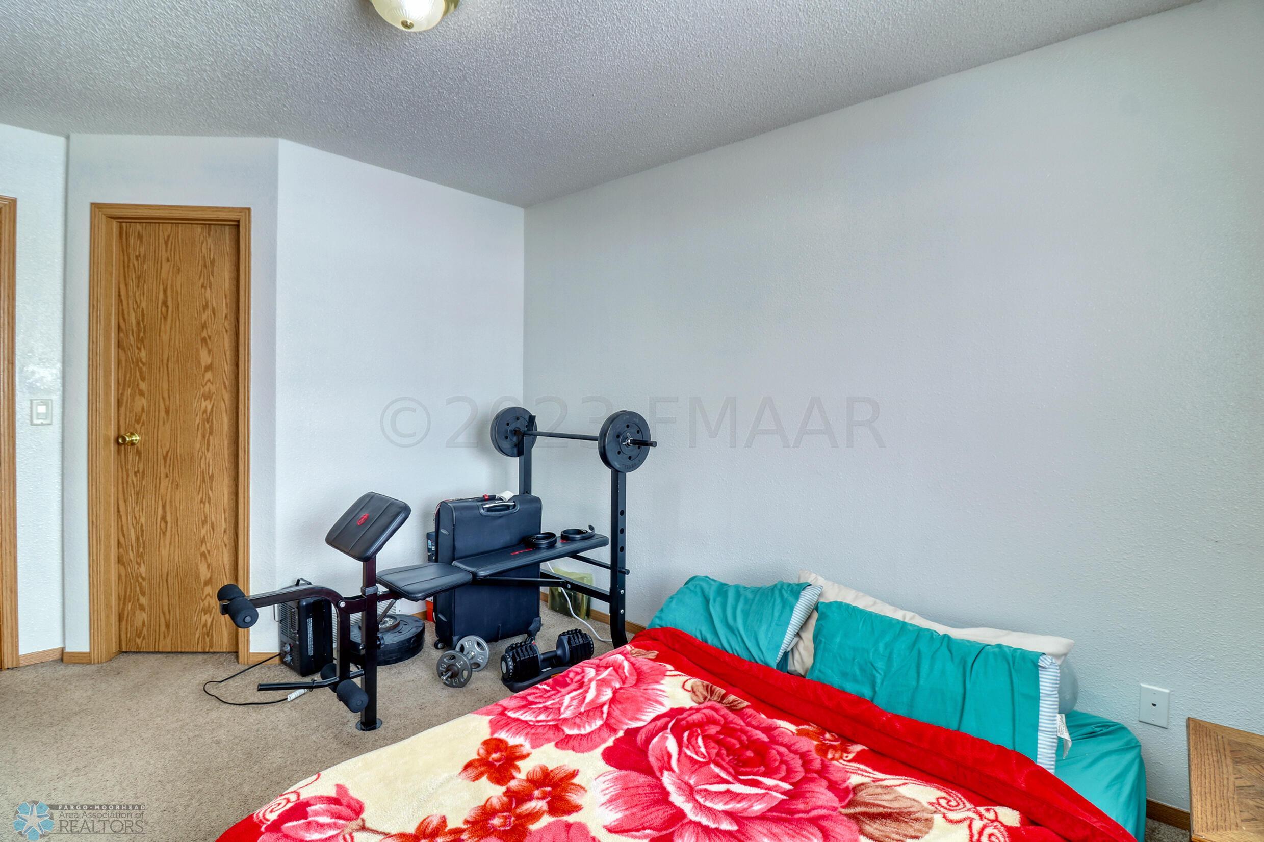 Bedroom1_2