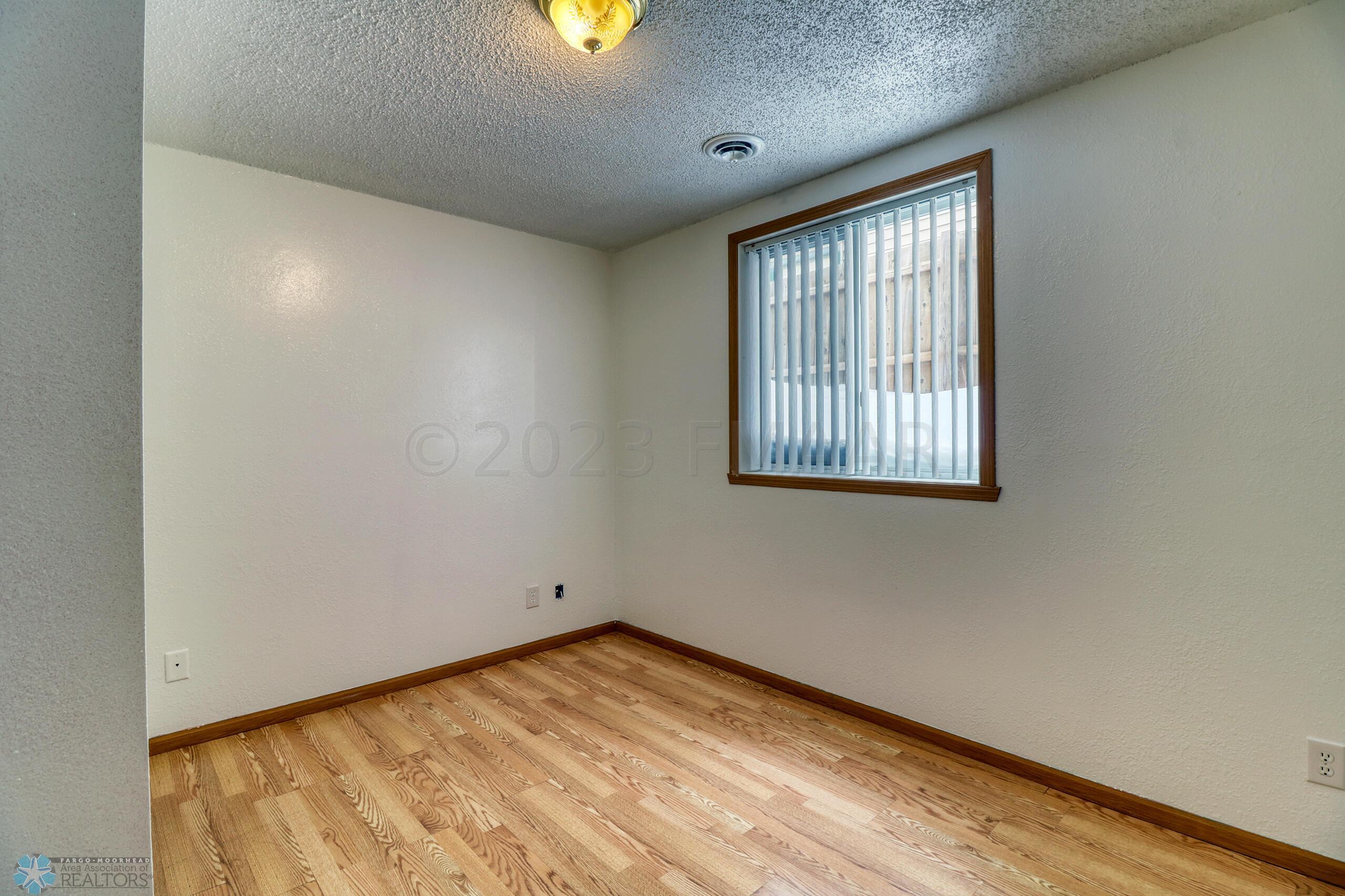 Basement Bedroom2_0