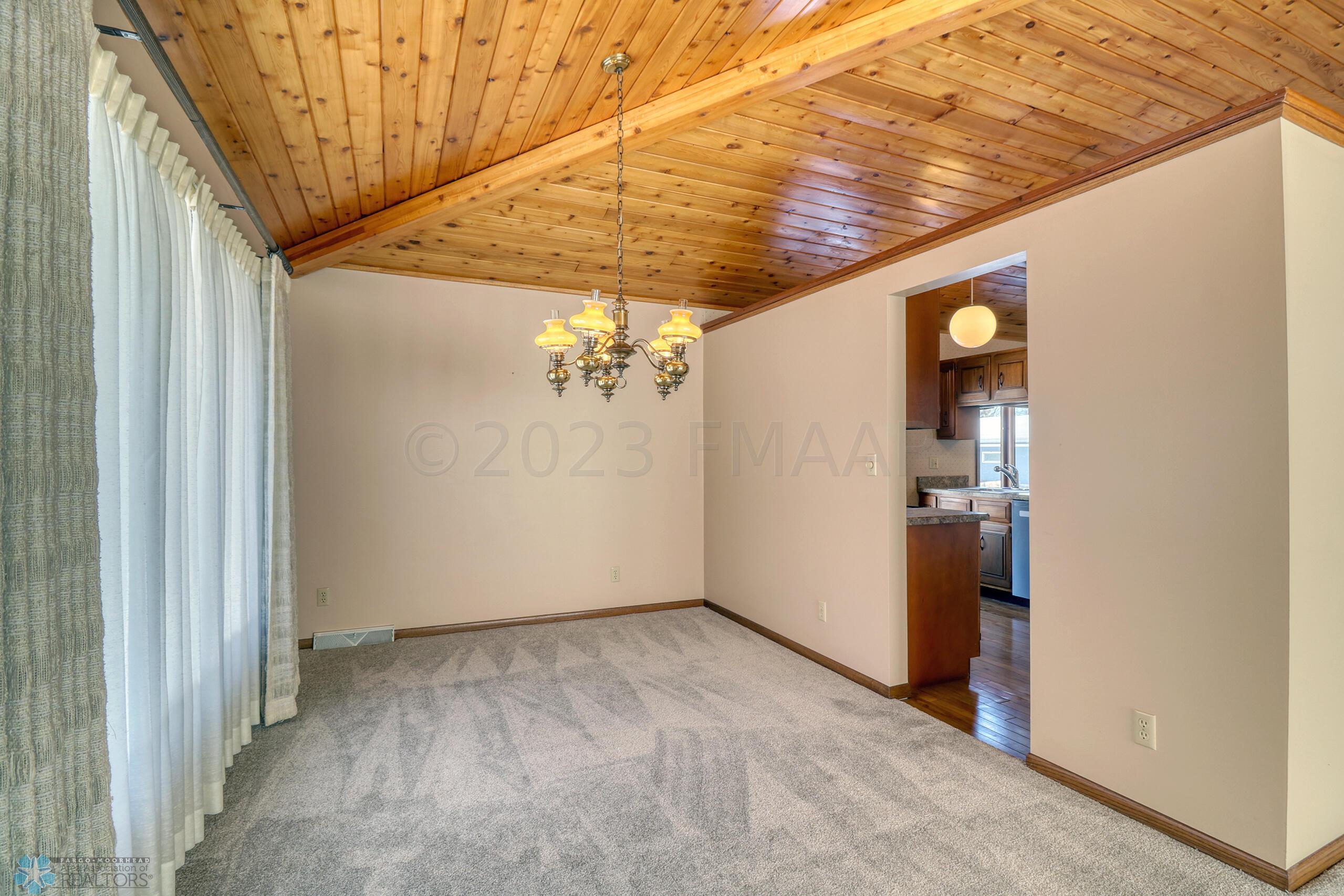 Dining Area1_3