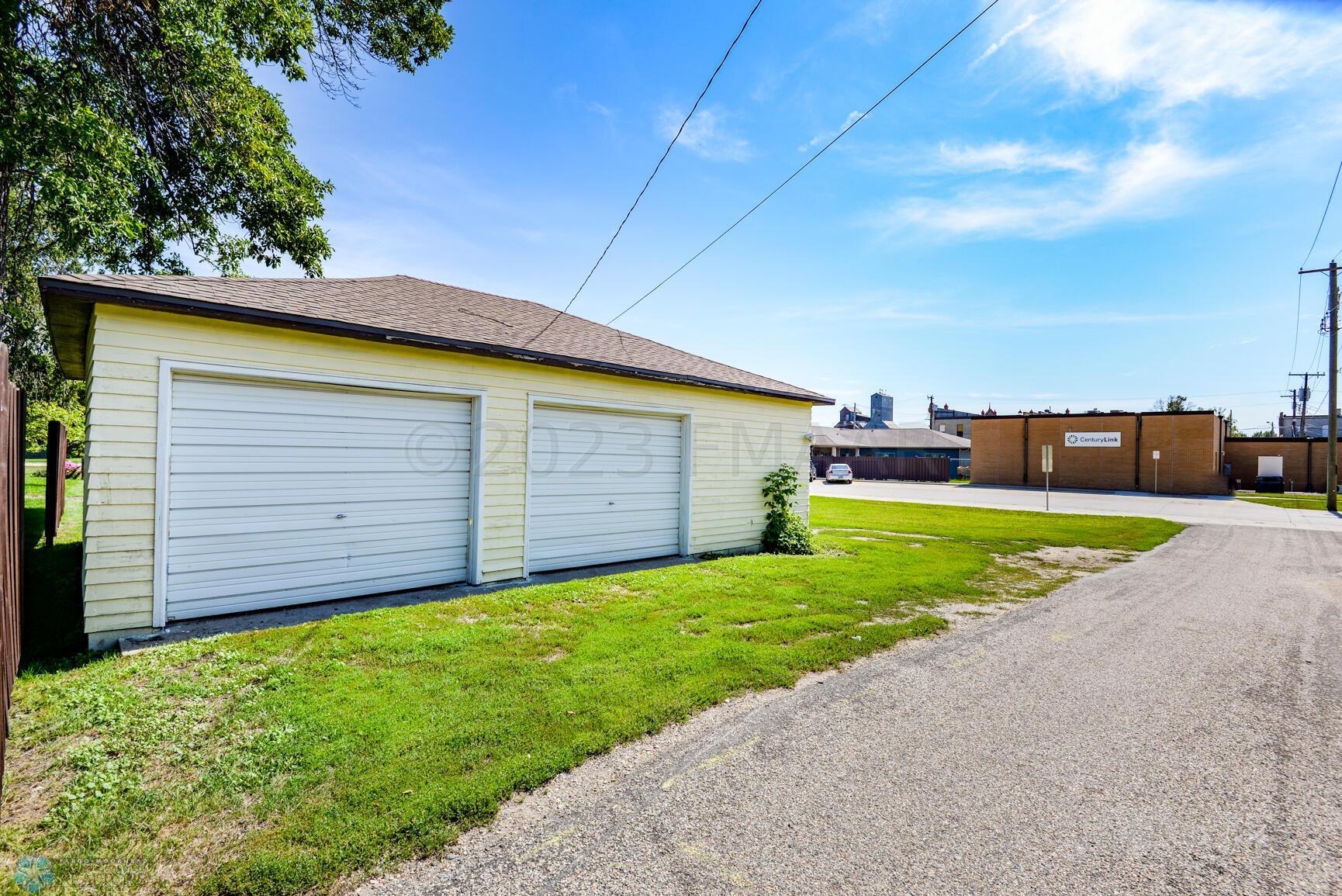 Garage