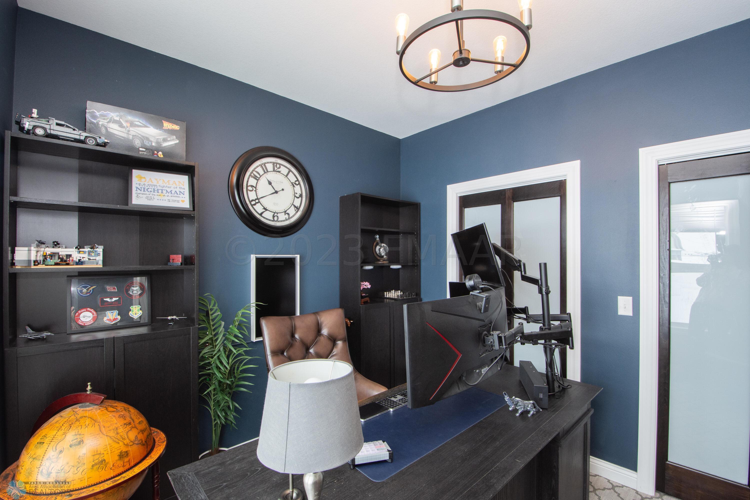 Office on main with closet