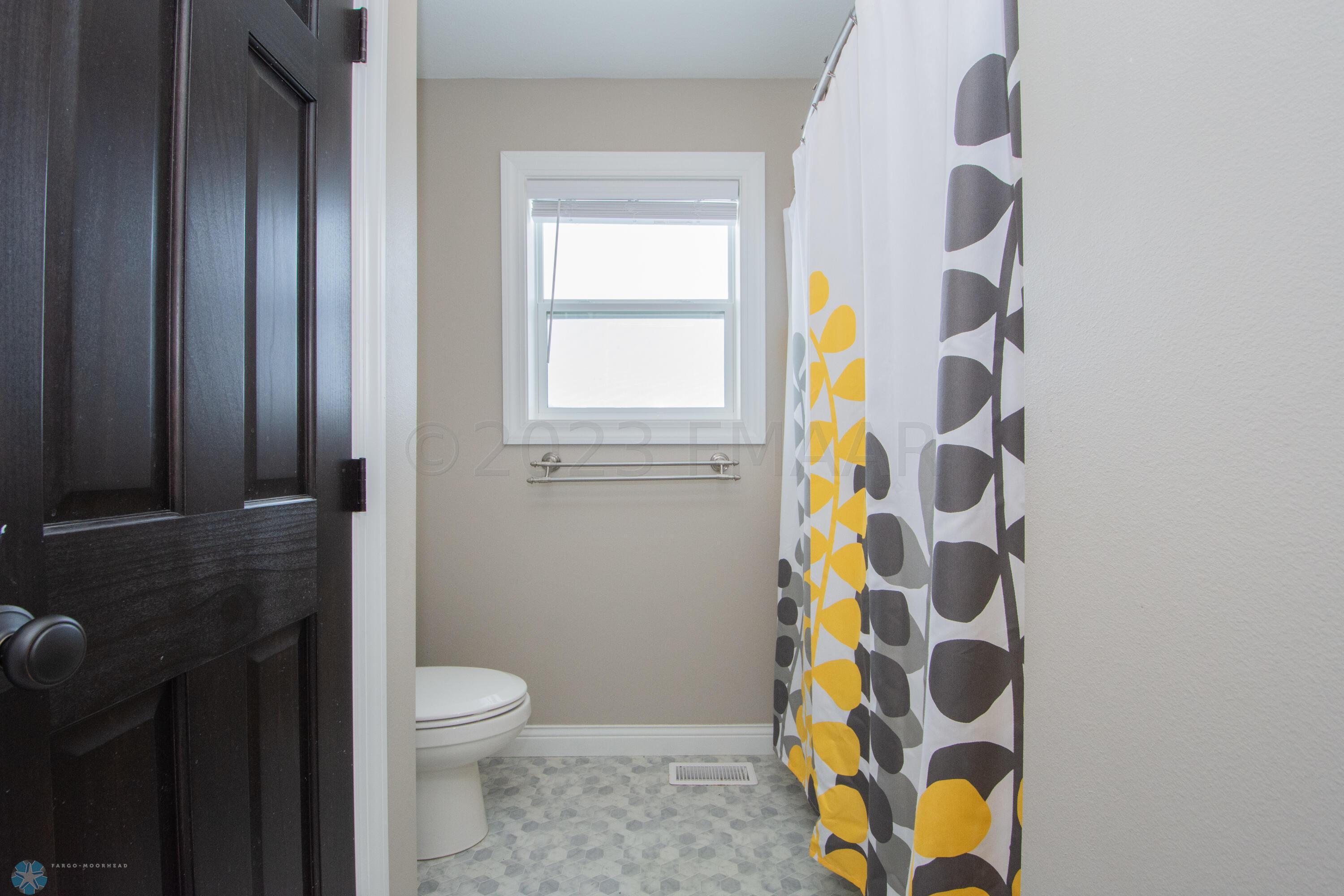 Full bathroom up