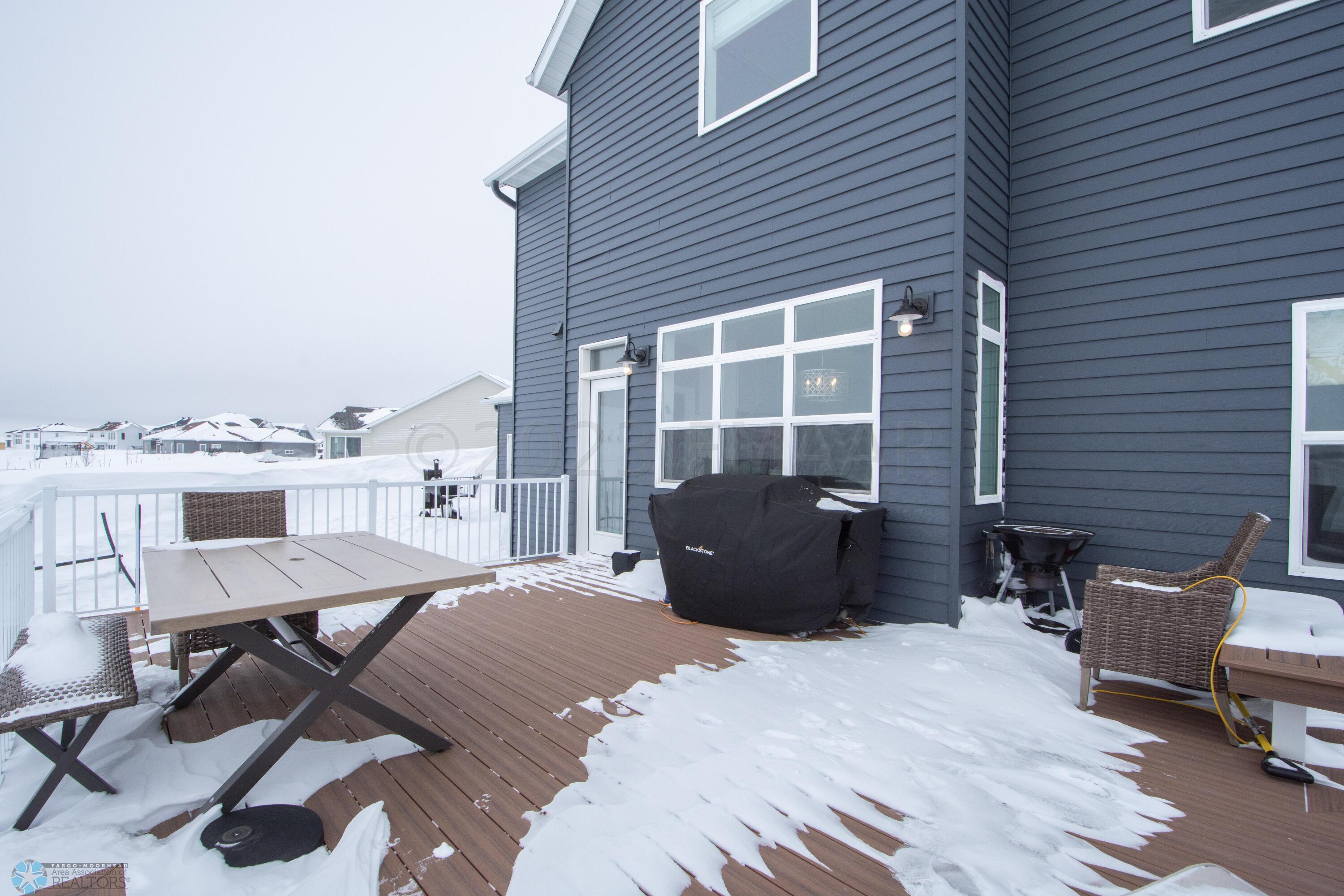 Maintenance free deck