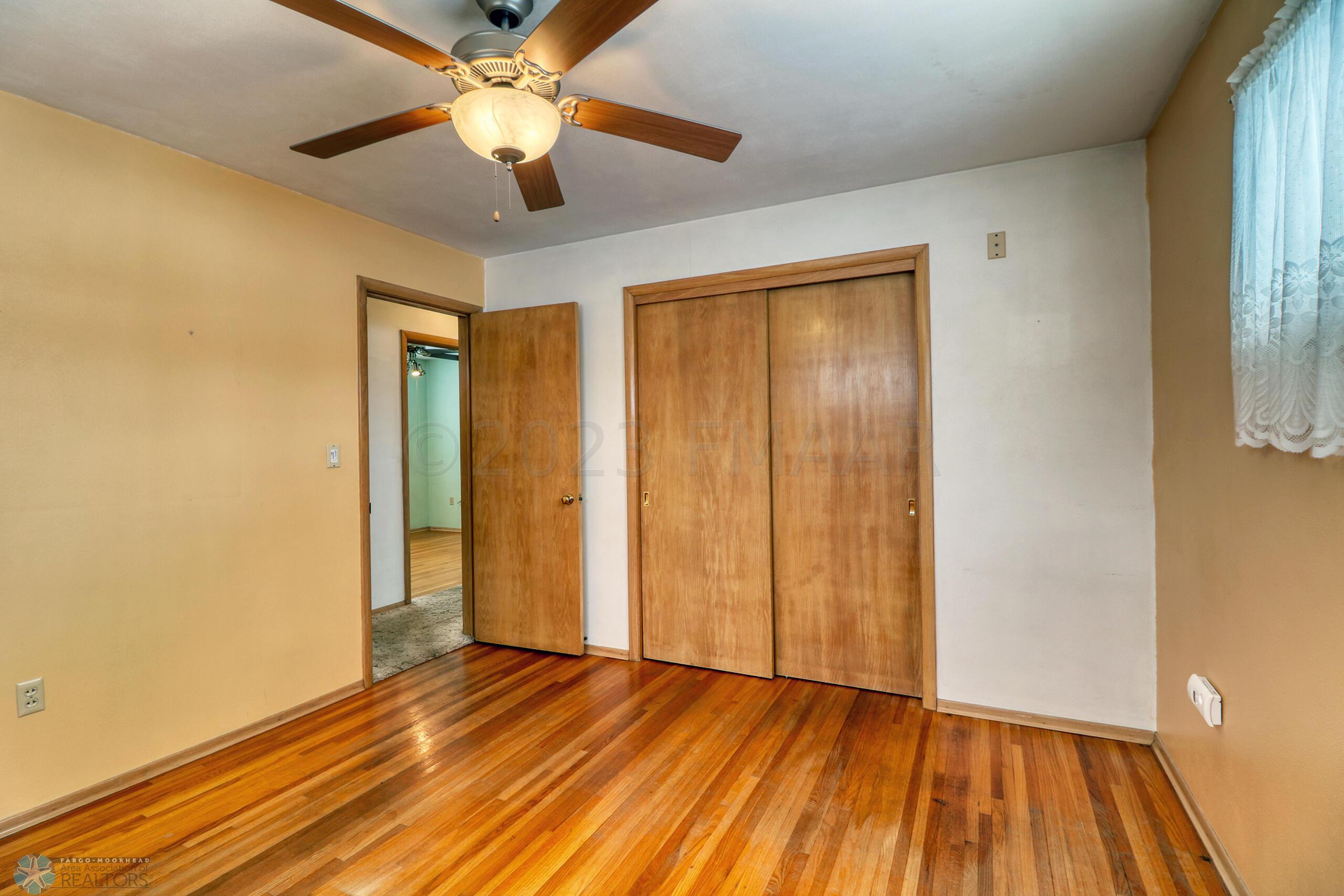 Bedroom1_2