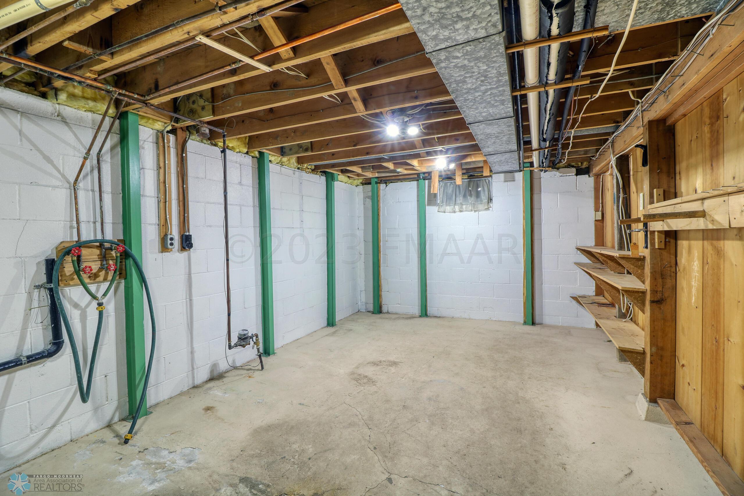 BasementStorage1_2