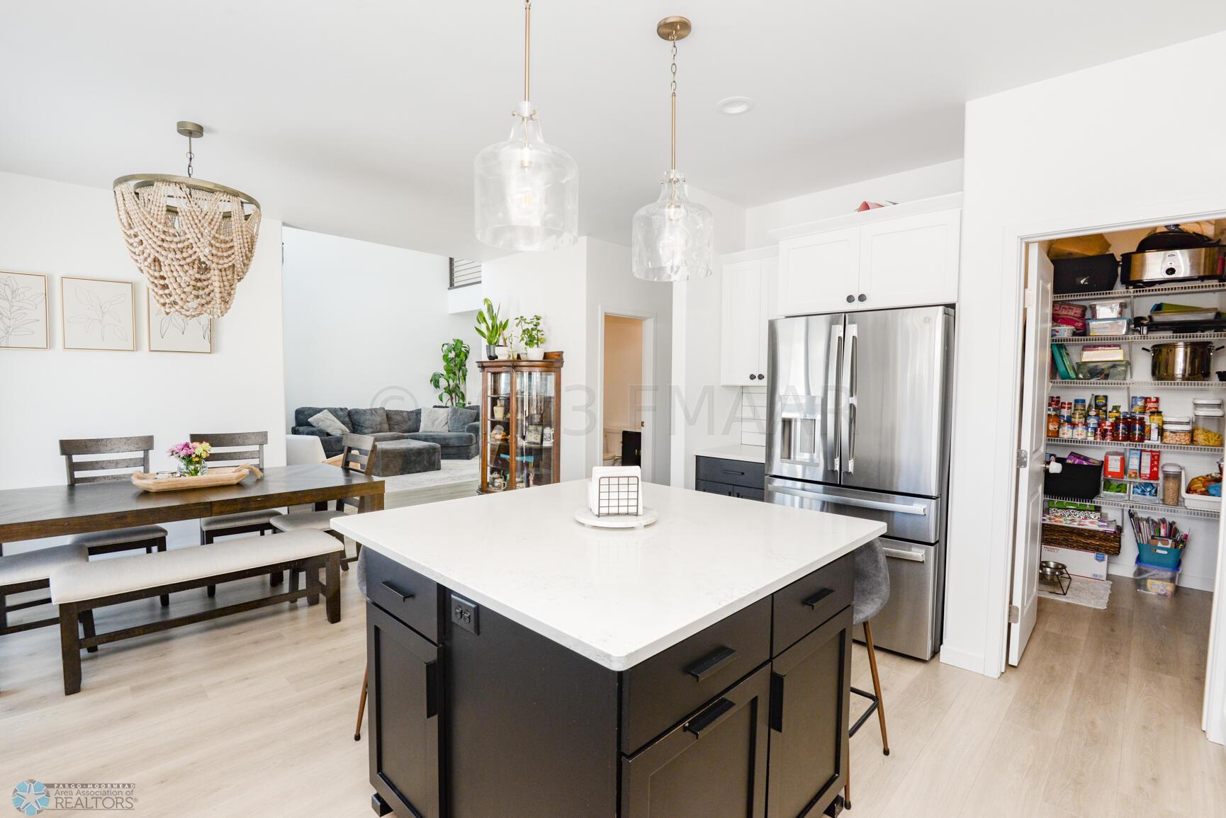 Kitchen/Dining