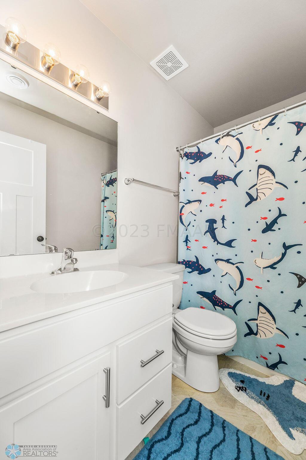 LL Full Bathroom