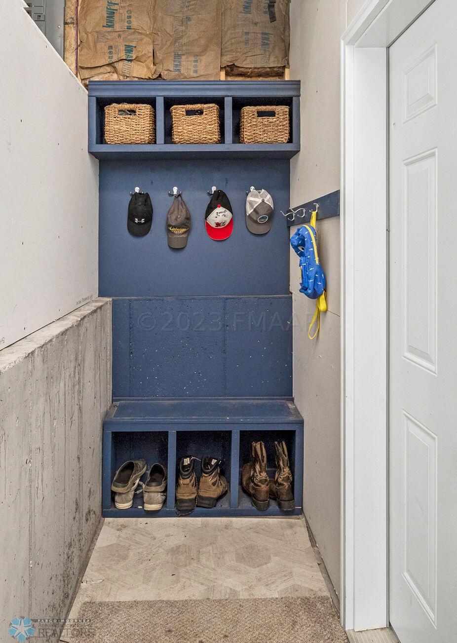 LL Mudroom/Garage Entry